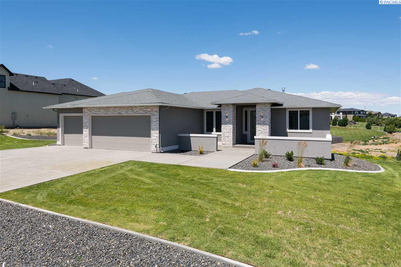82704 E Summit View Drivekennewickwashington99338single Family Homes For Sale