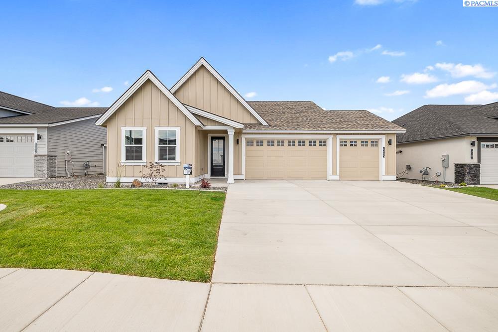 Homes for sale in Pasco, WA | 12105 Dunsmuir Dr, Pasco, WA 99301 | MLS# 278766