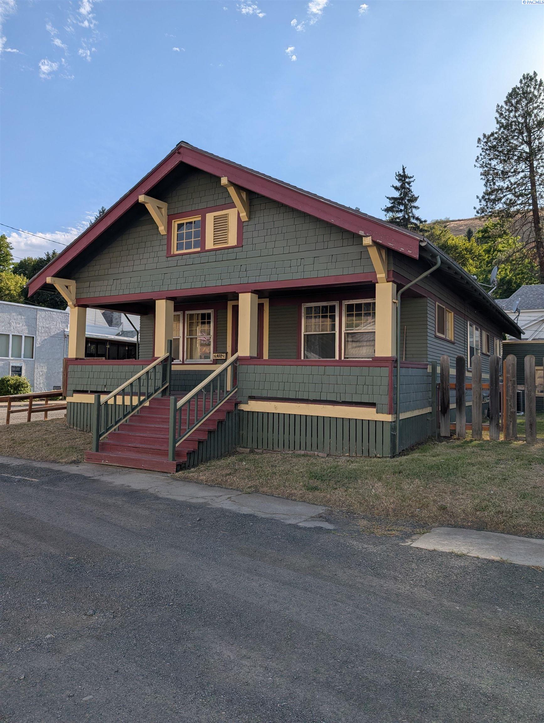 Homes for sale in Colfax, WA | 401 N Lake St, Colfax, WA 99111 | MLS# 279474