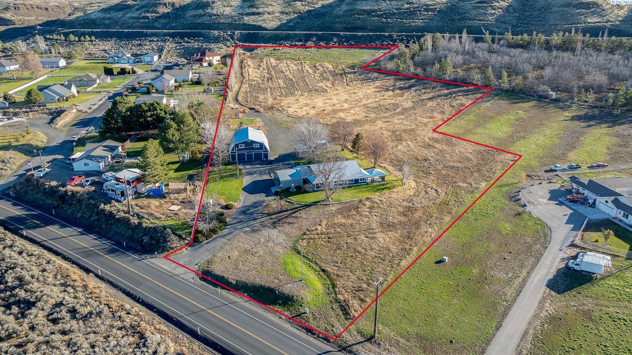 Homes for sale in Kennewick, WA | 104105 E Badger Road, Kennewick, WA 99338 | MLS# 280856