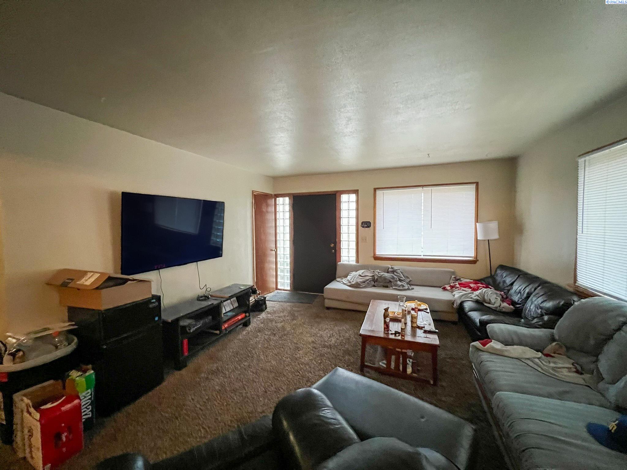 Homes for sale in Pullman, WA | 645,645 1/2 Ne Maple St, Pullman, WA 99163 | MLS# 280982