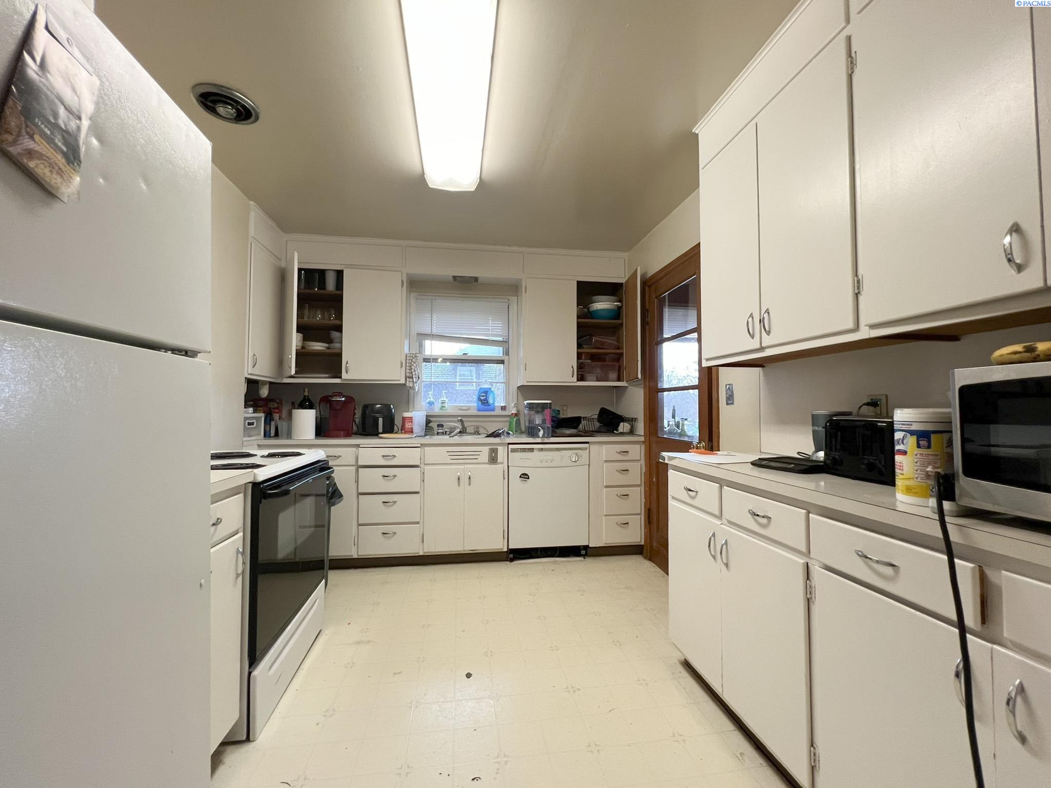 Homes for sale in Pullman, WA | 645,645 1/2 Ne Maple St, Pullman, WA 99163 | MLS# 280982