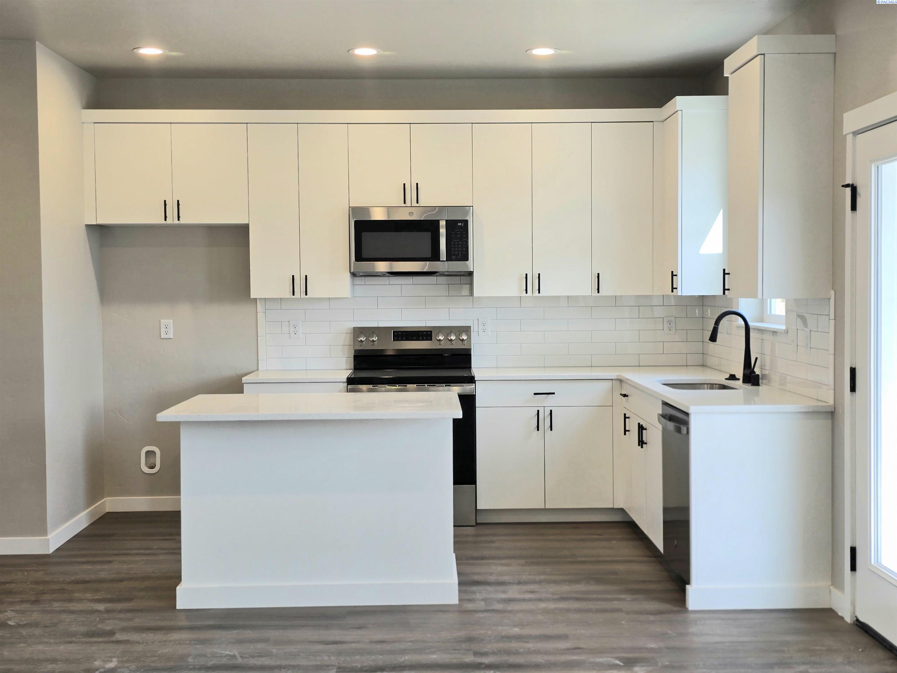 Homes for sale in Richland, WA | 3523 Stardust St, Richland, WA 99352 | MLS# 281630