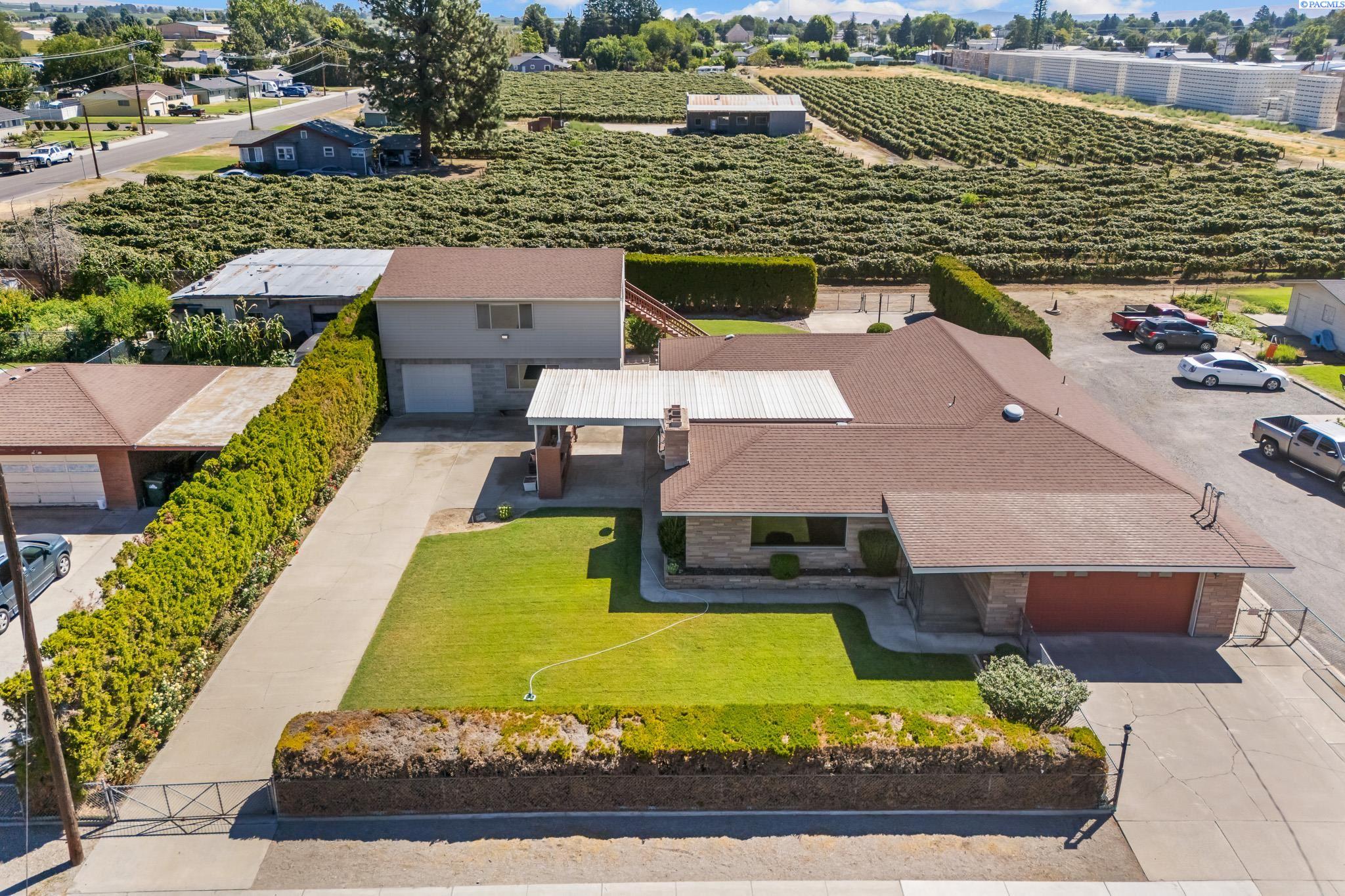 Homes for sale in Grandview, WA | 303 N Ave B, Grandview, WA 98930 | MLS# 281921