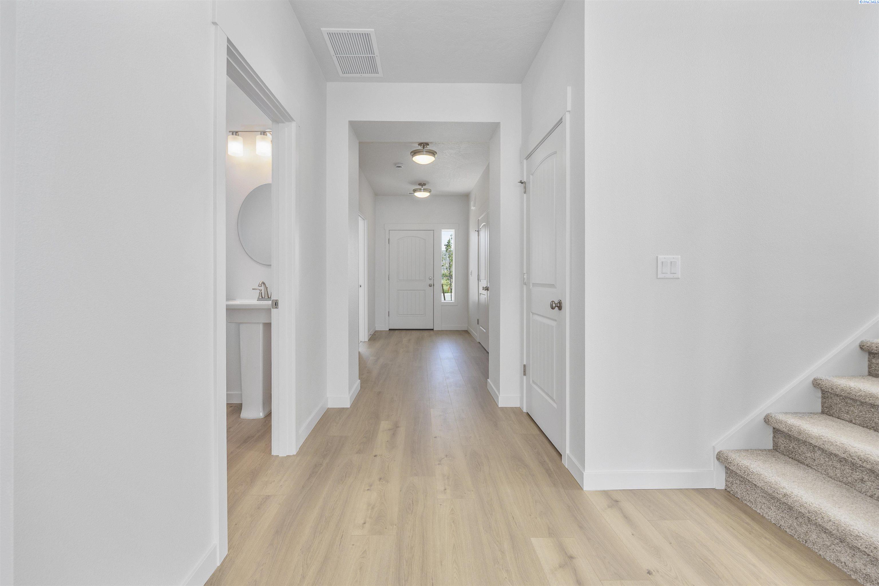 Homes for sale in Prosser, WA | 229 Bratton St, Prosser, WA 99350 | MLS# 282026