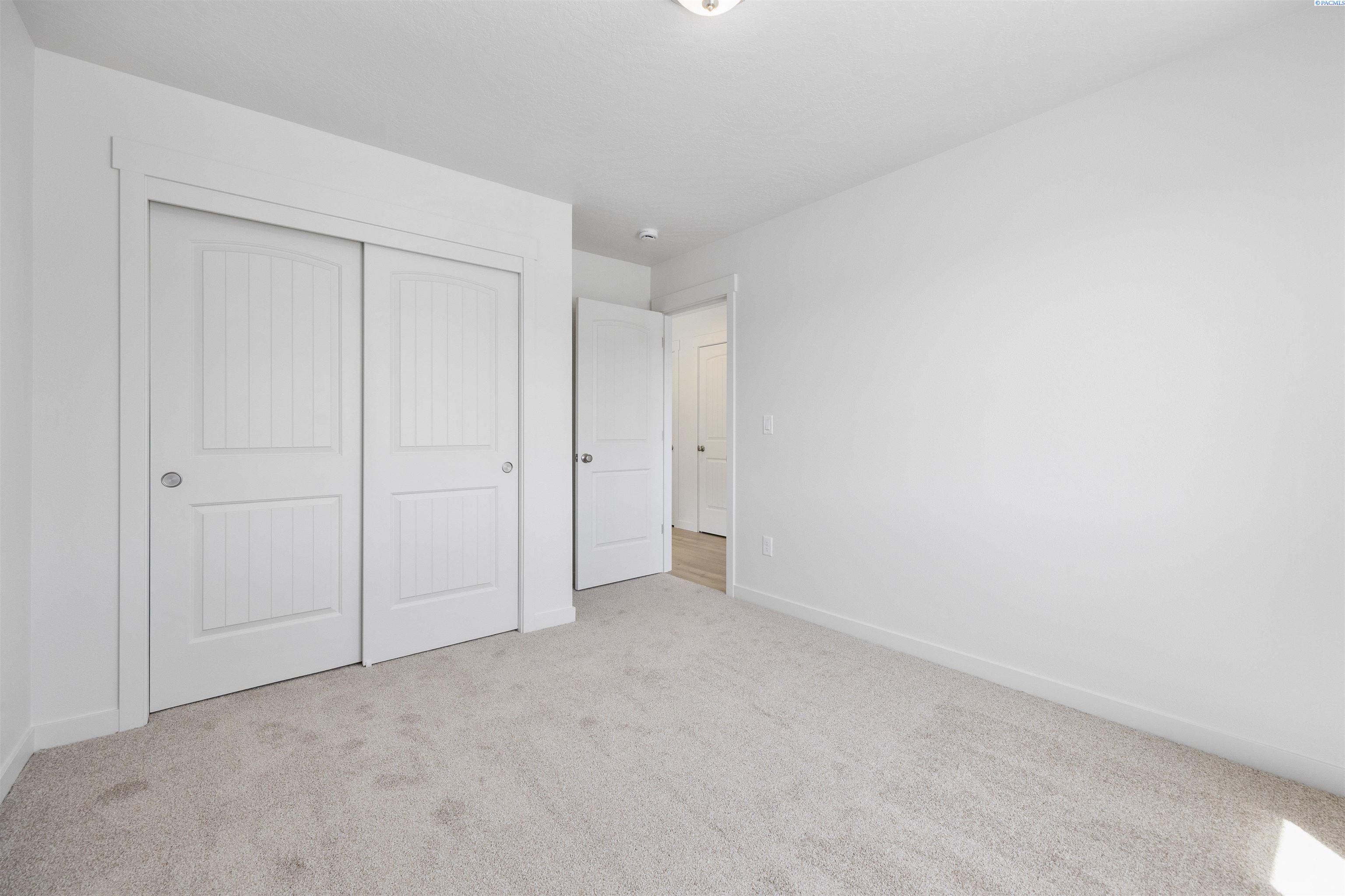 Homes for sale in Prosser, WA | 229 Bratton St, Prosser, WA 99350 | MLS# 282026