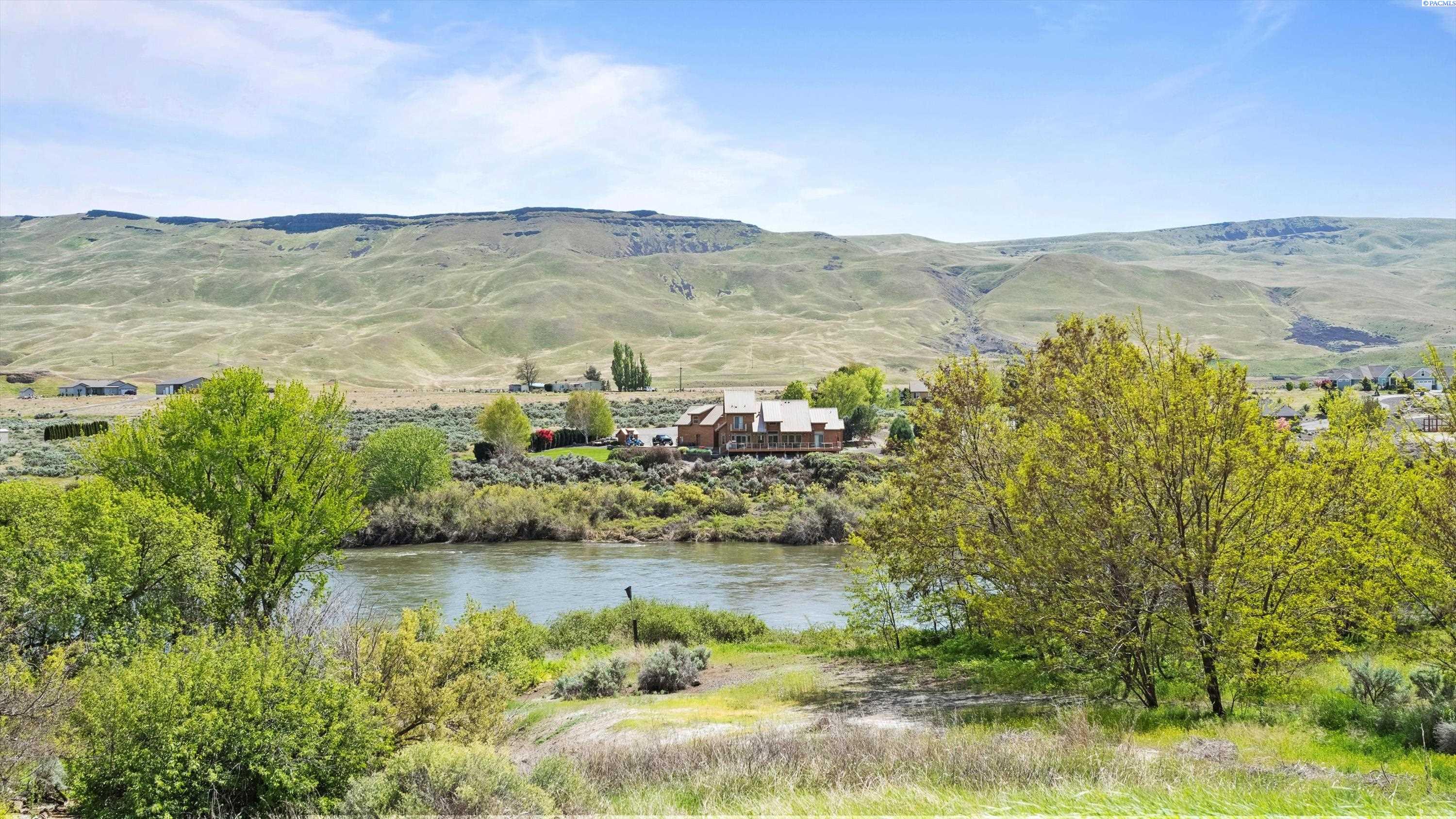 Homes for sale in Prosser, WA | Nka Old Inland Empire Hwy, Prosser, WA 99350 | MLS# 283211