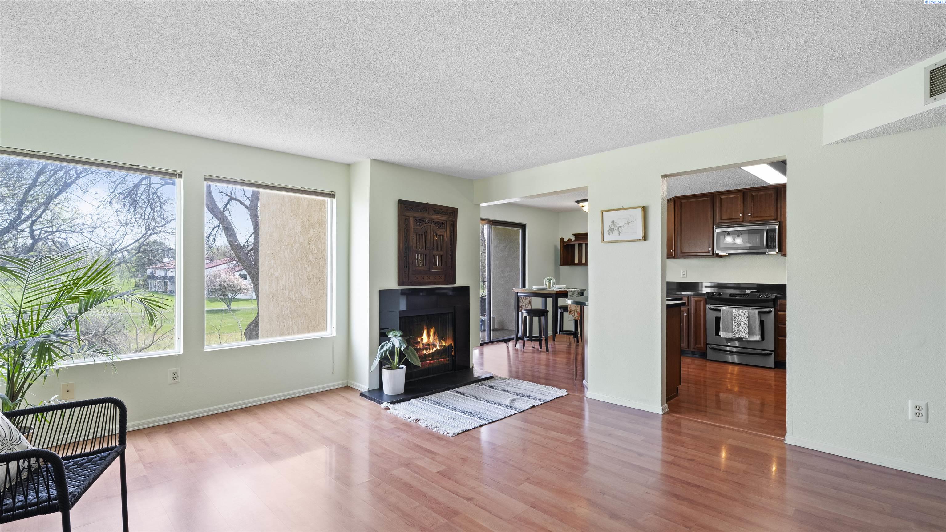 Homes for sale in Richland, WA | 303 Gage Blvd #207, Richland, WA 99352 | MLS# 283260