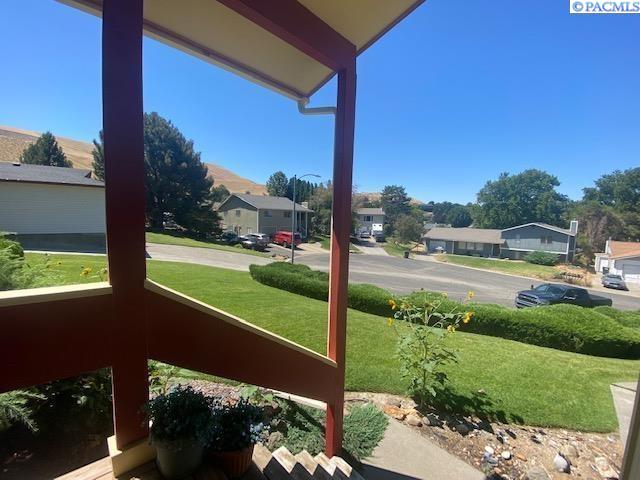 Homes for sale in Prosser, WA | 1336 Semillon, Prosser, WA 99350 | MLS# 283279