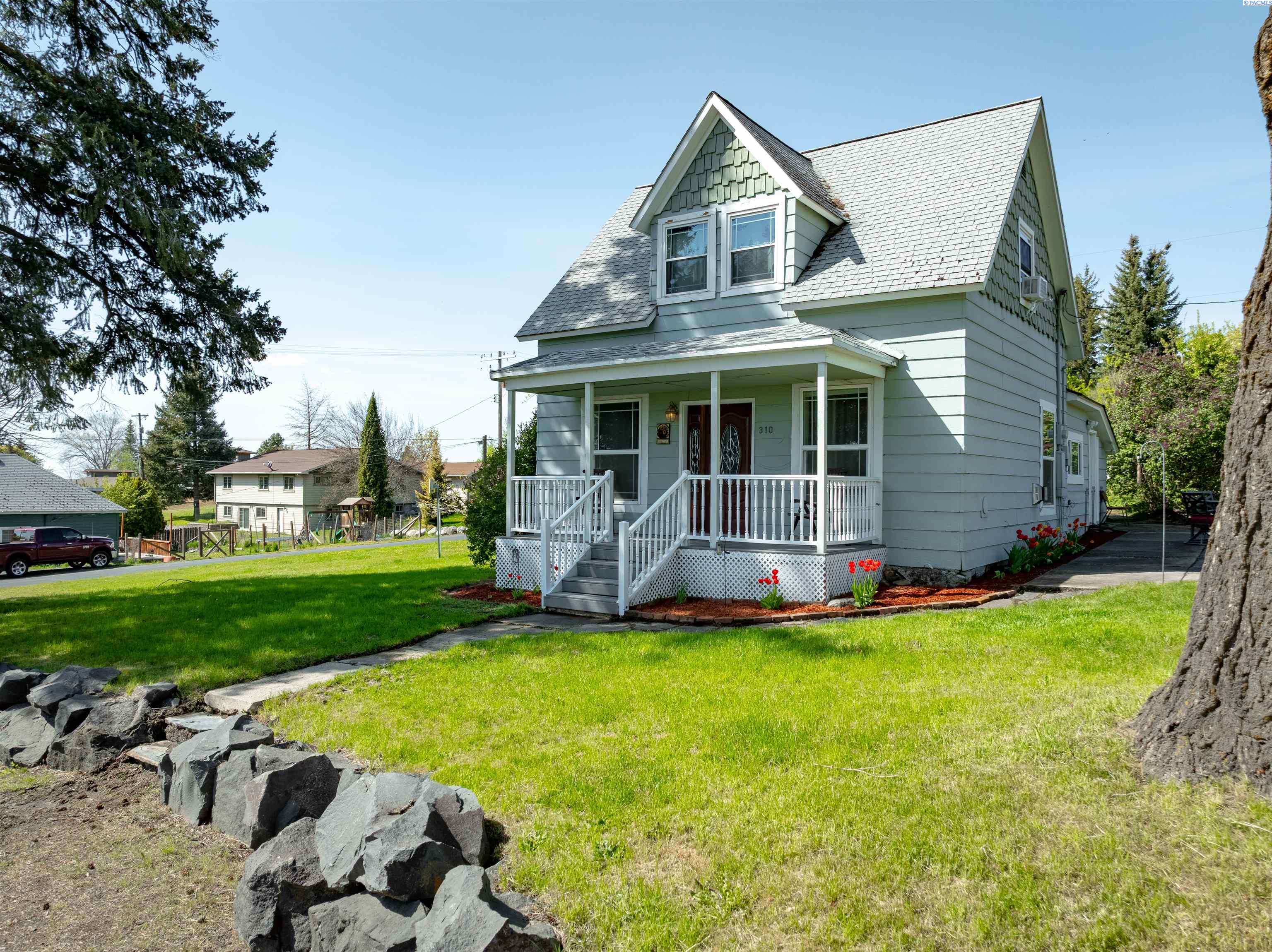 Homes for sale in Palouse, WA | 310 E Houghton, Palouse, WA 99161 | MLS# 283894