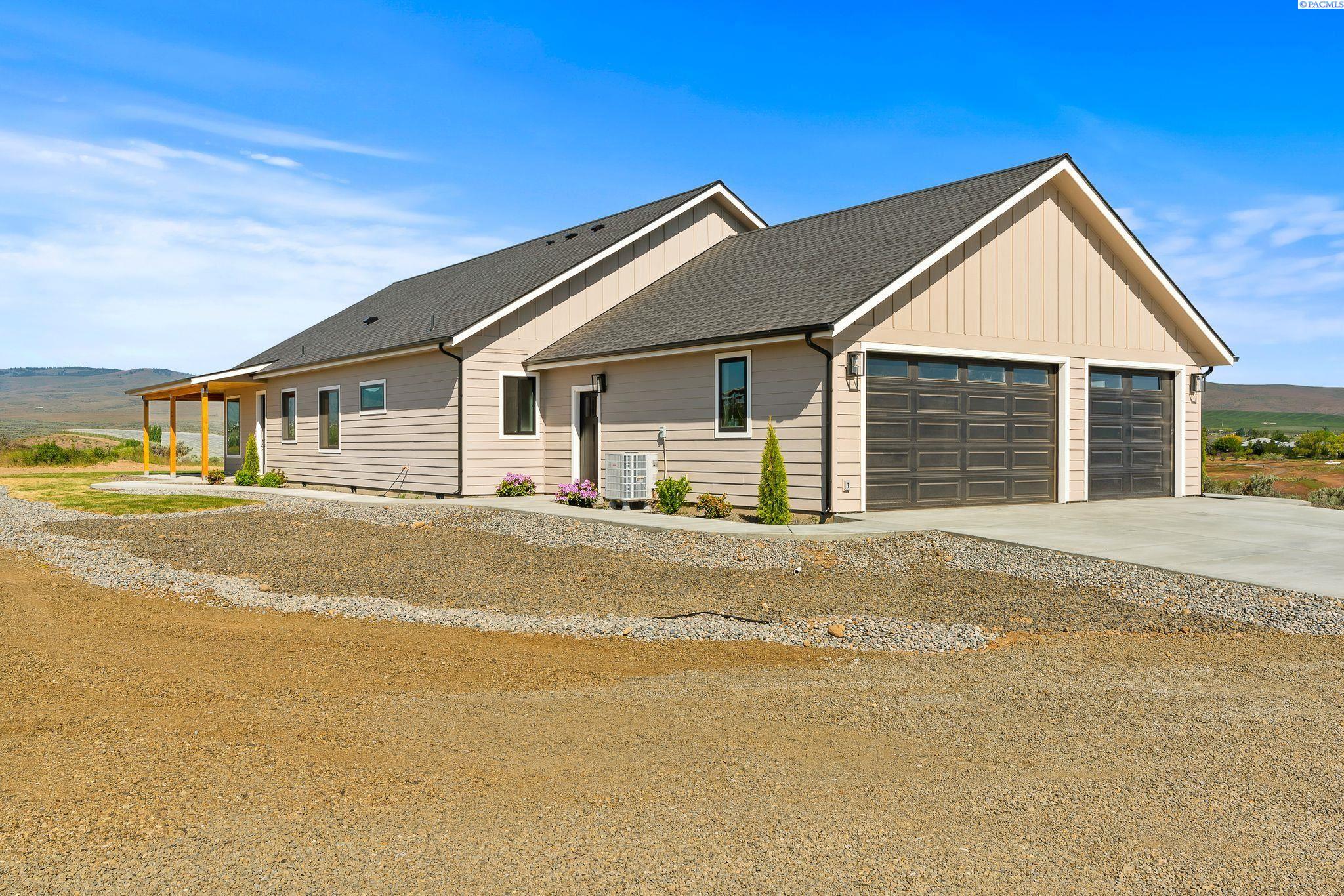 Homes for sale in Yakima, WA | 3134 Stone Road, Yakima, WA 98908 | MLS# 283977