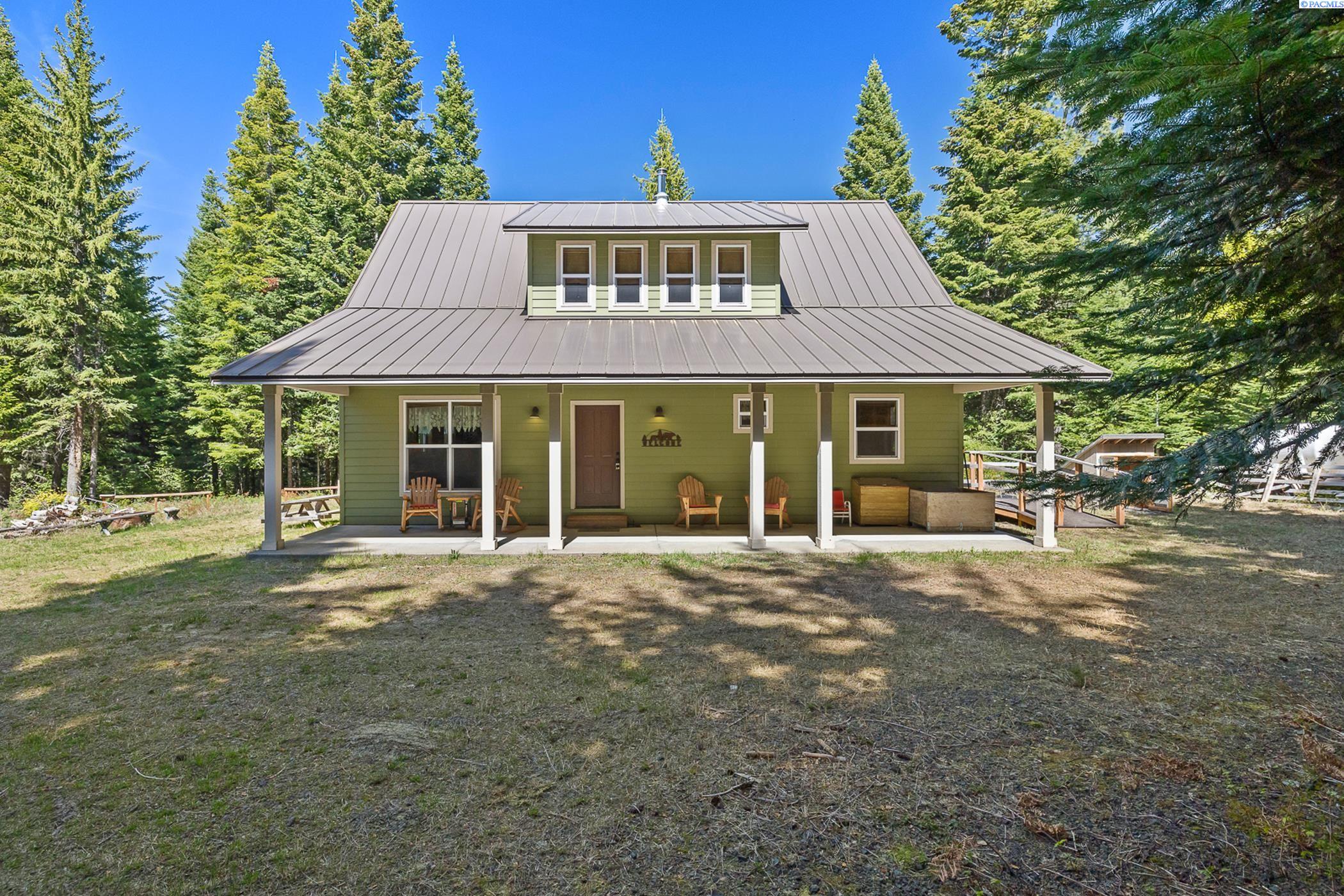 Homes for sale in Waitsburg, WA | 9400 Lewis Peak Road, Waitsburg, WA 99329 | MLS# 284069