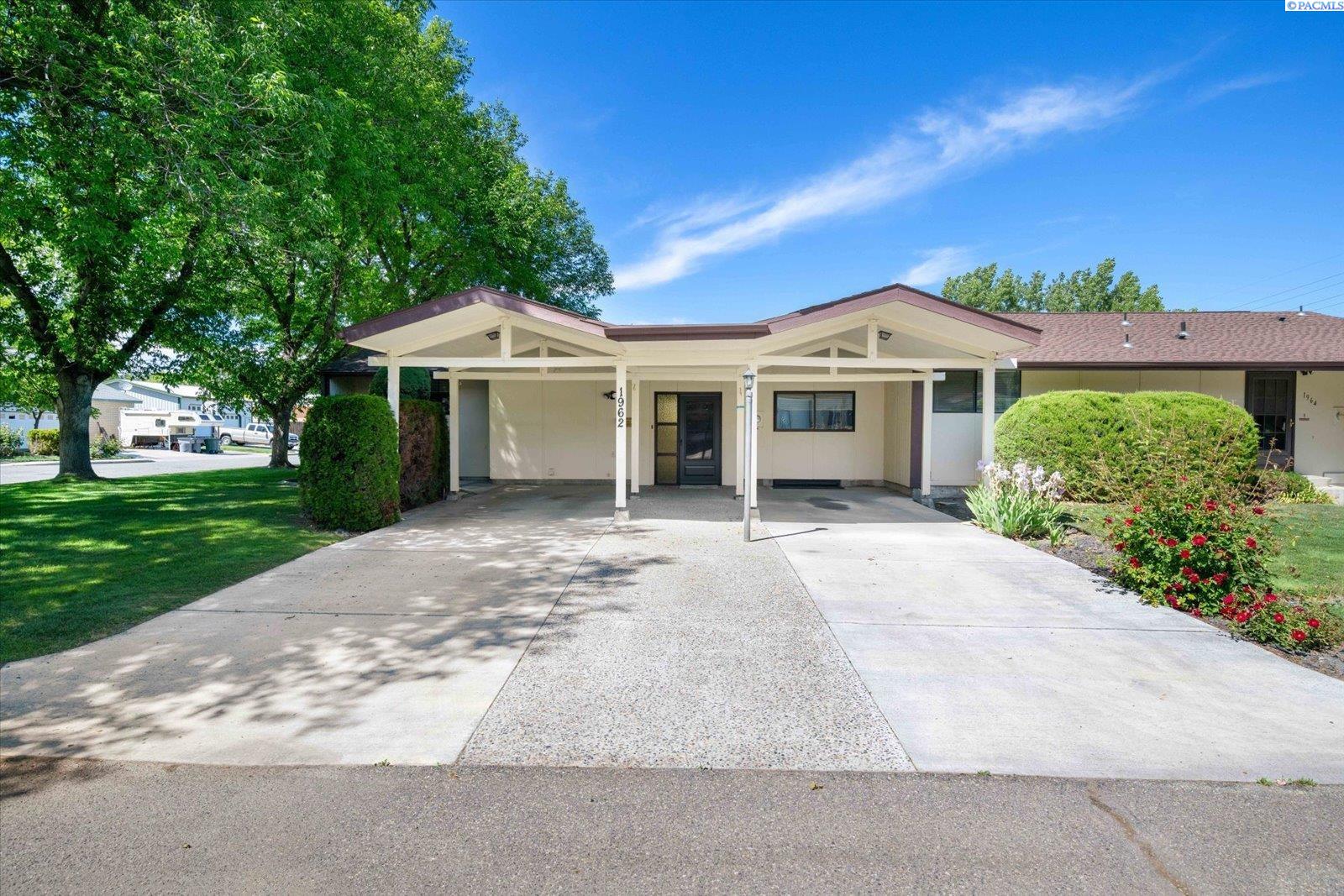 Homes for sale in Richland, WA | 1962 Mahan Ave, Richland, WA 99354 | MLS# 284157