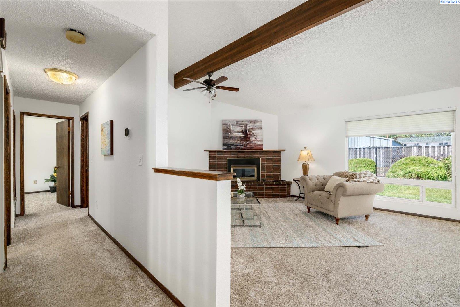 Homes for sale in Richland, WA | 1962 Mahan Ave, Richland, WA 99354 | MLS# 284157