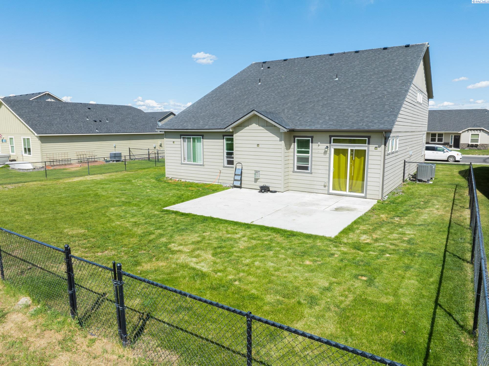 Homes for sale in Moses Lake, WA | 4268 Hedman Ct, Moses Lake, WA 98837 | MLS# 284225