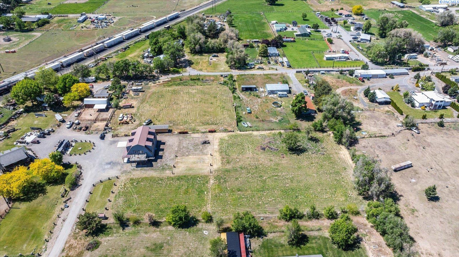 Homes for sale in Kennewick, WA | 21018 S Finley Rd, Kennewick, WA 99337 | MLS# 284284