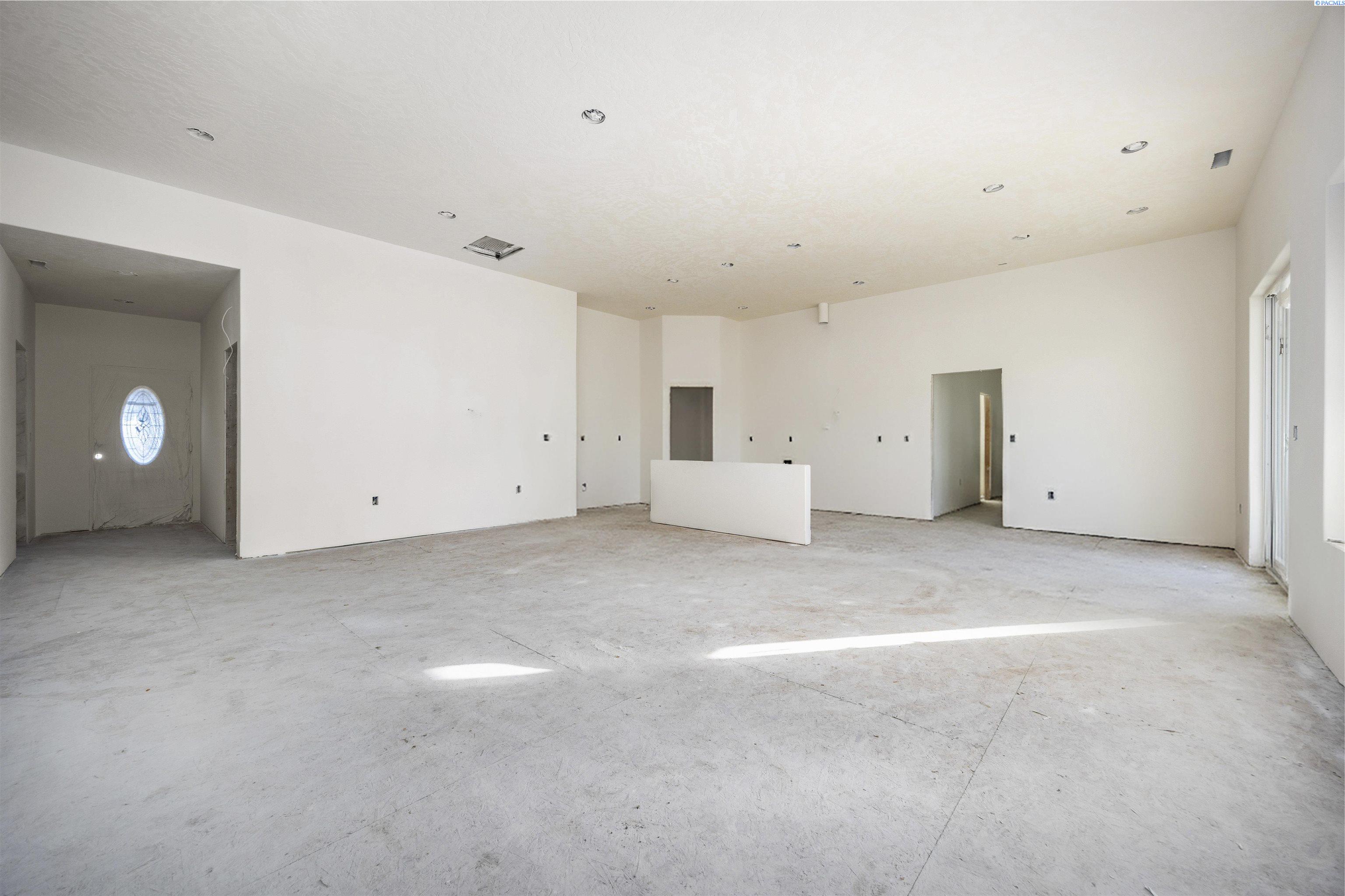 Homes for sale in Kennewick, WA | 205505 E Finley Rd, Kennewick, WA 99337 | MLS# 284297