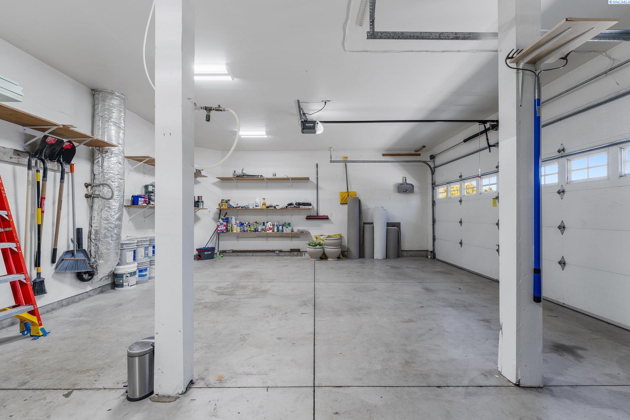 Homes for sale in Pasco, WA | 5104 Antigua Dr, Pasco, WA 99301 | MLS# 284601