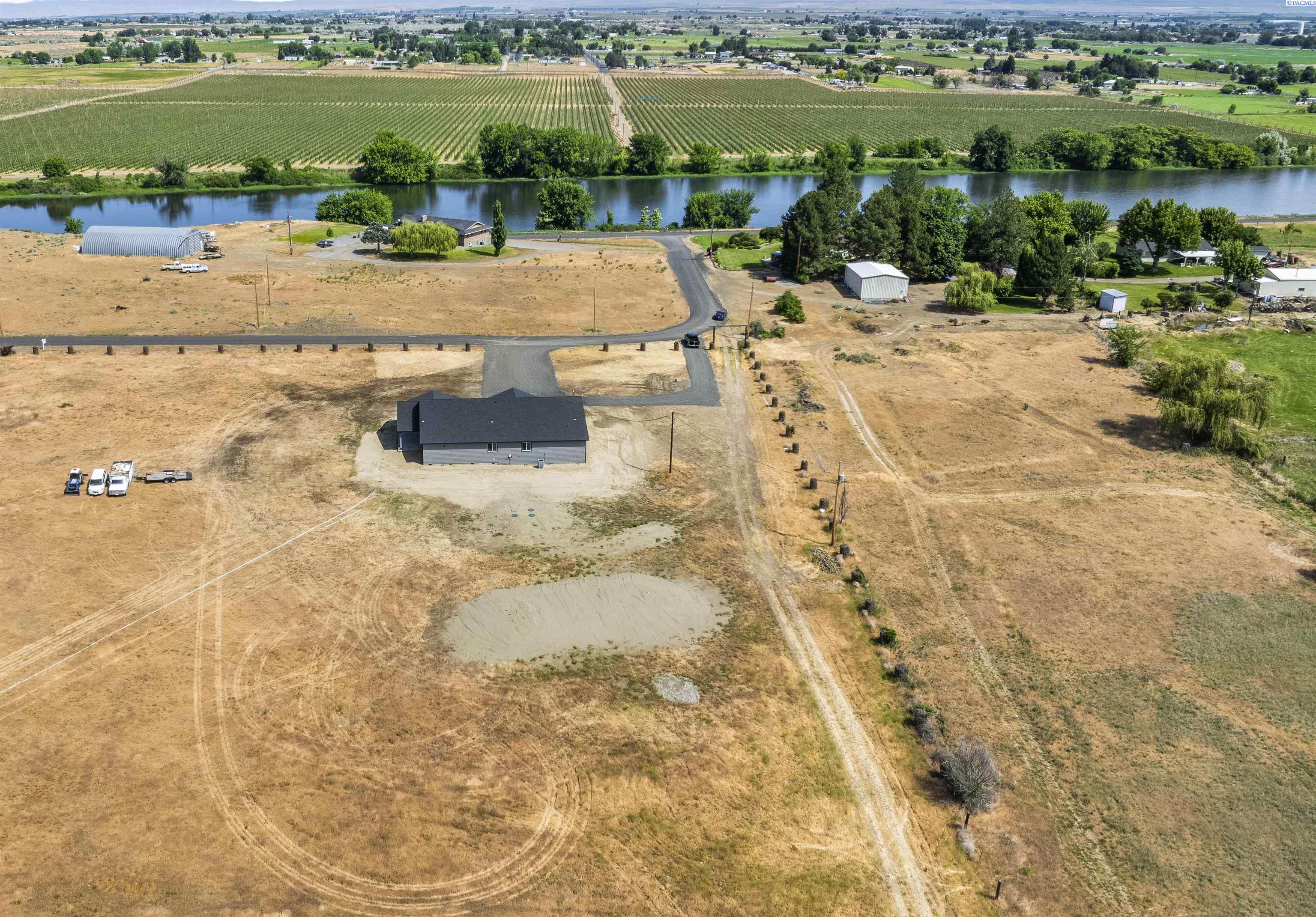 Homes for sale in Prosser, WA | 16011 W 1620 Pr Nw, Prosser, WA 99350 | MLS# 284700