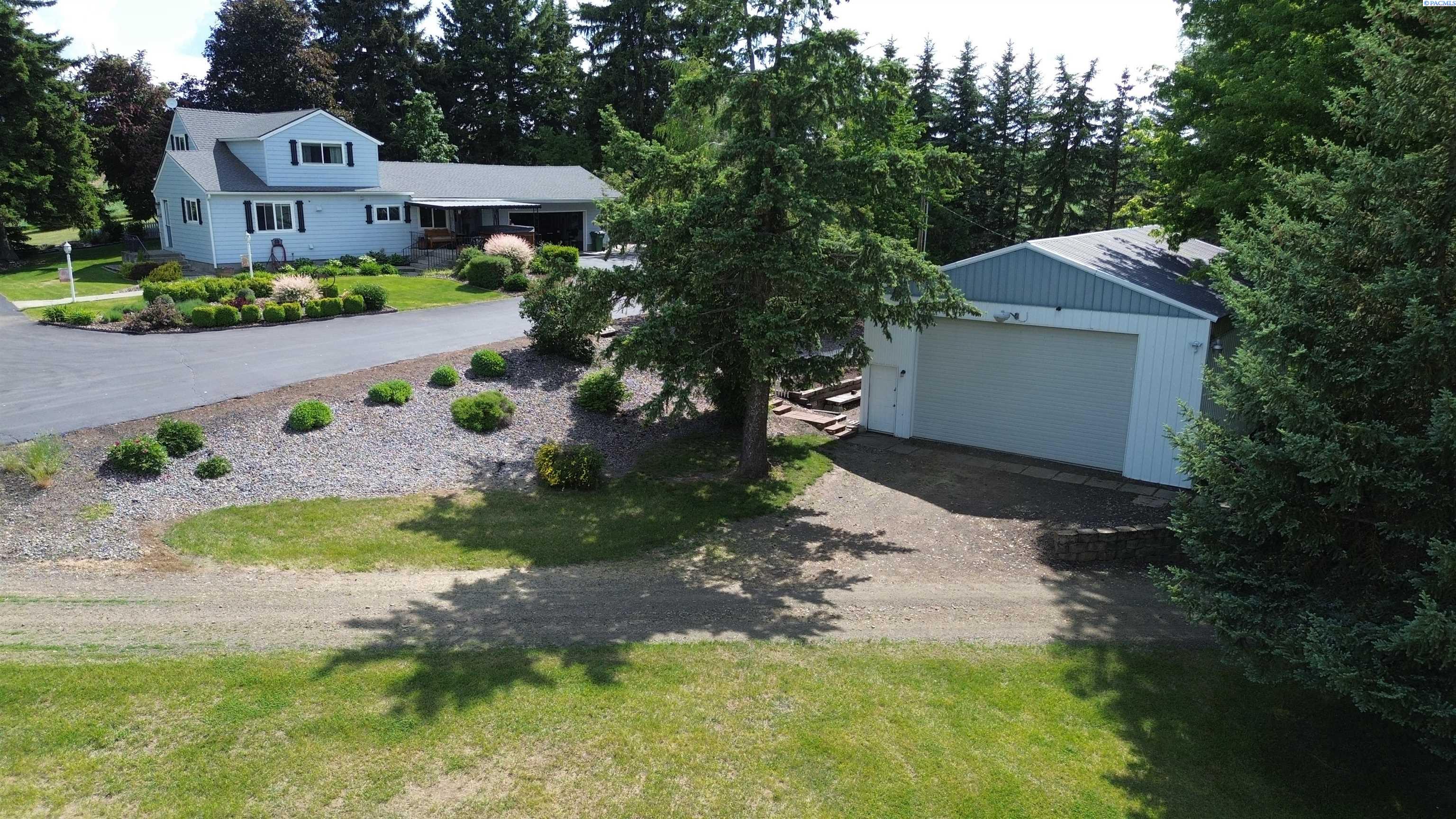 Homes for sale in Tekoa, WA | 47001 Sr 27, Tekoa, WA 99033 | MLS# 284778