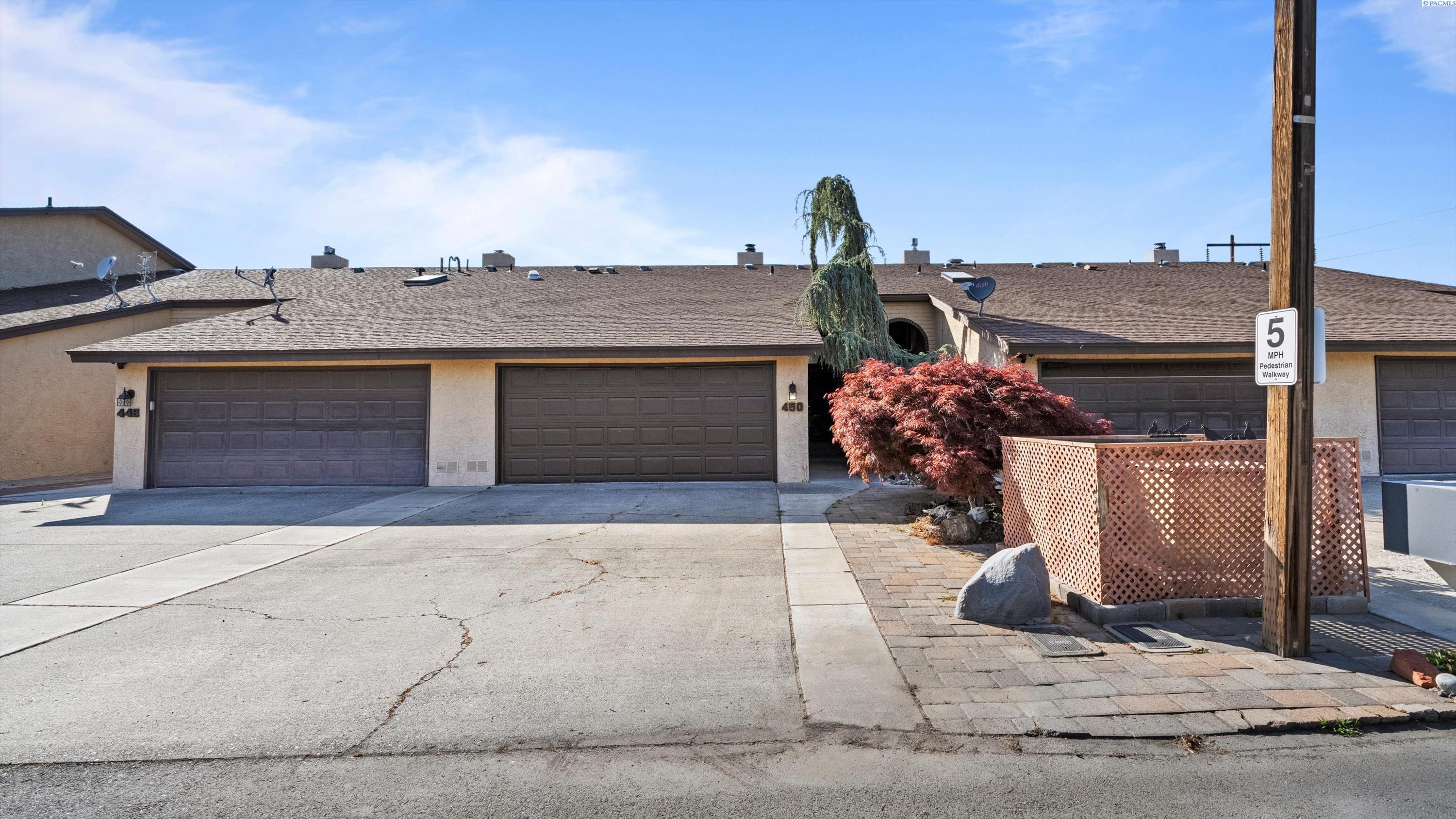 Homes for sale in Richland, WA | 450 Greenbrook Pl, Richland, WA 99352 | MLS# 284896