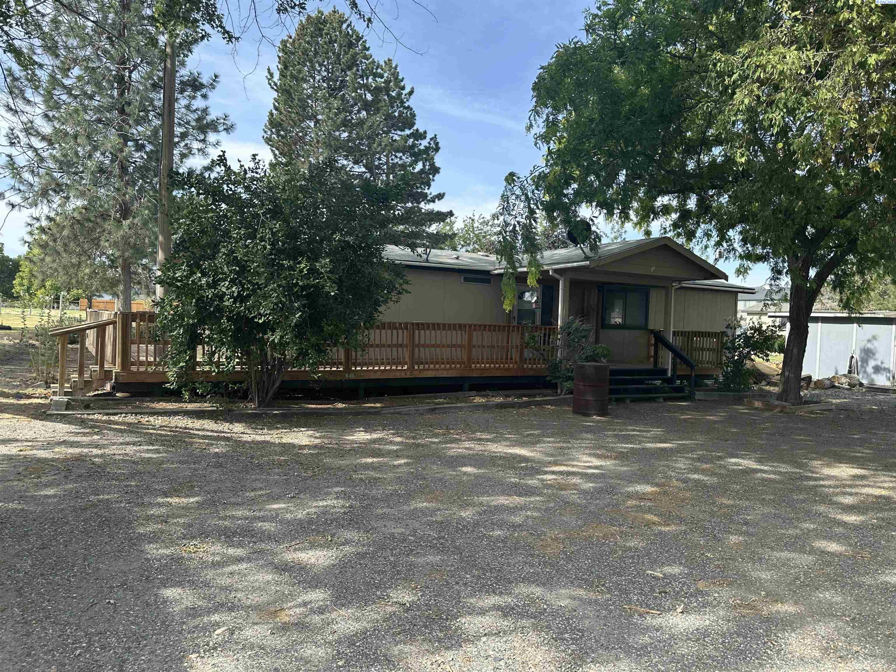 Homes for sale in West Richland, WA | 7606 Woodford Lane, West Richland, WA 99353 | MLS# 284955