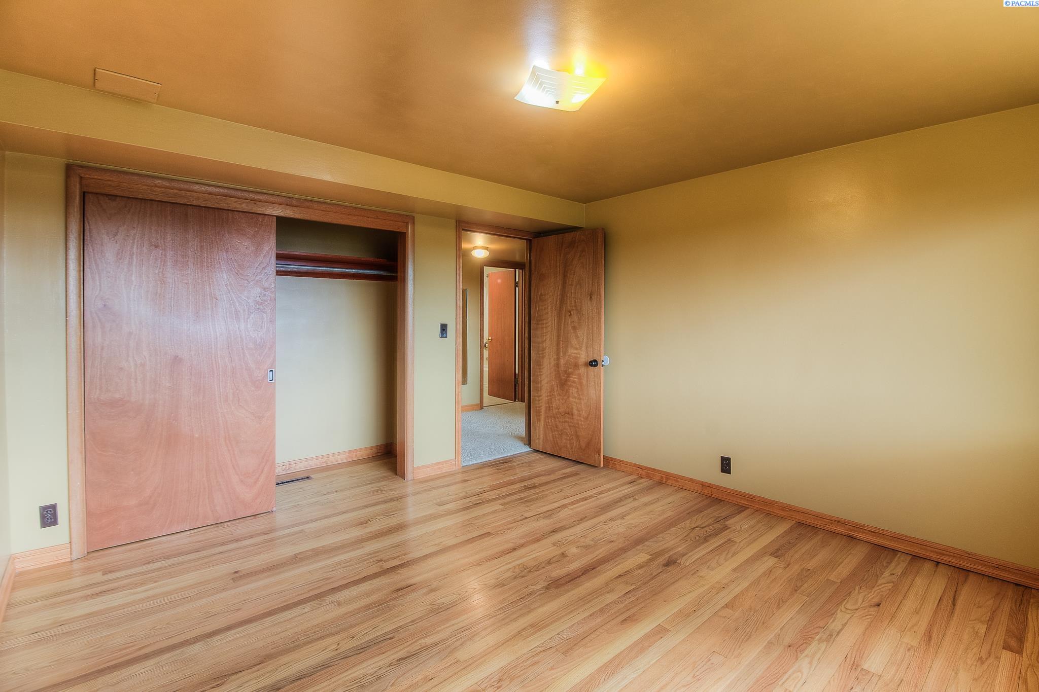 Homes for sale in Selah, WA | 243 Collins Road, Selah, WA 98942 | MLS# 285136