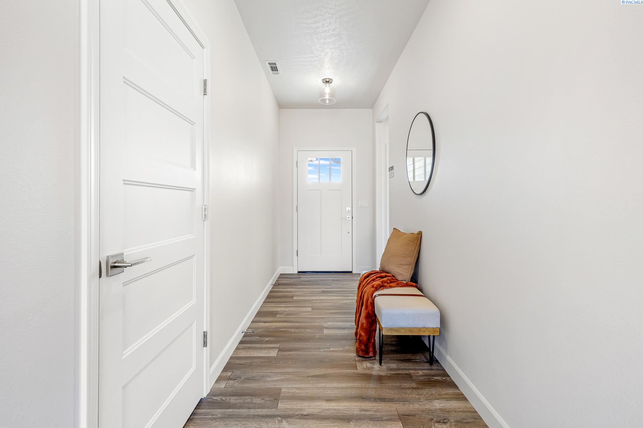 Homes for sale in Kennewick, WA | 7154 W 28Th Pl, Kennewick, WA 99338 | MLS# 285156