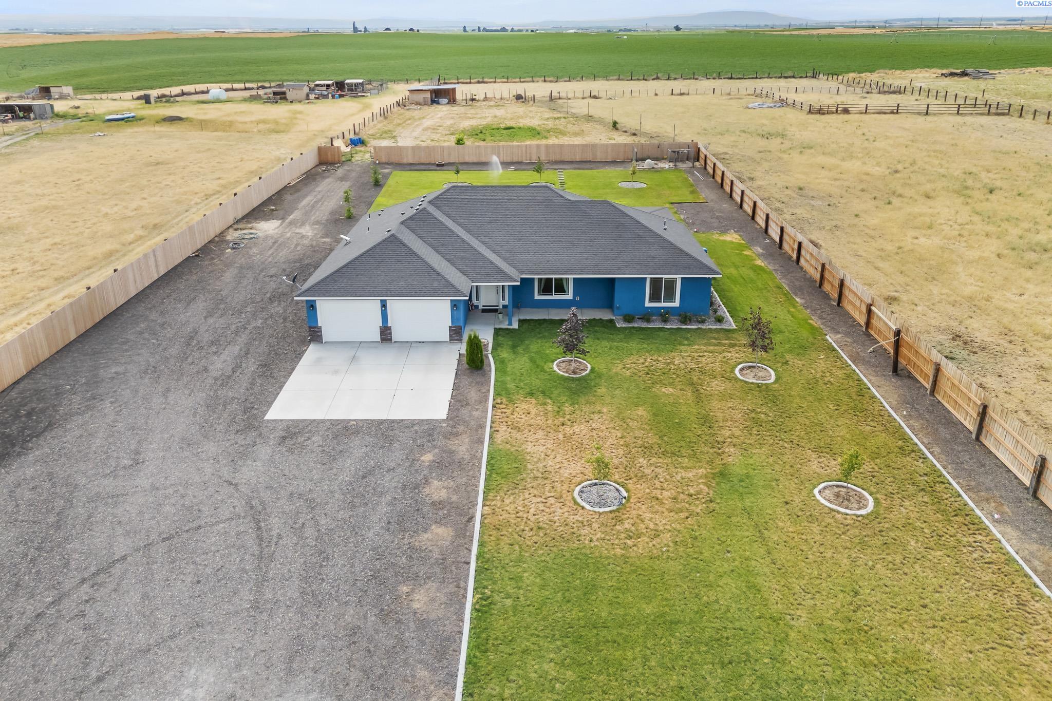 Homes for sale in Pasco, WA | 280 Jake Rd, Pasco, WA 99301 | MLS# 285208