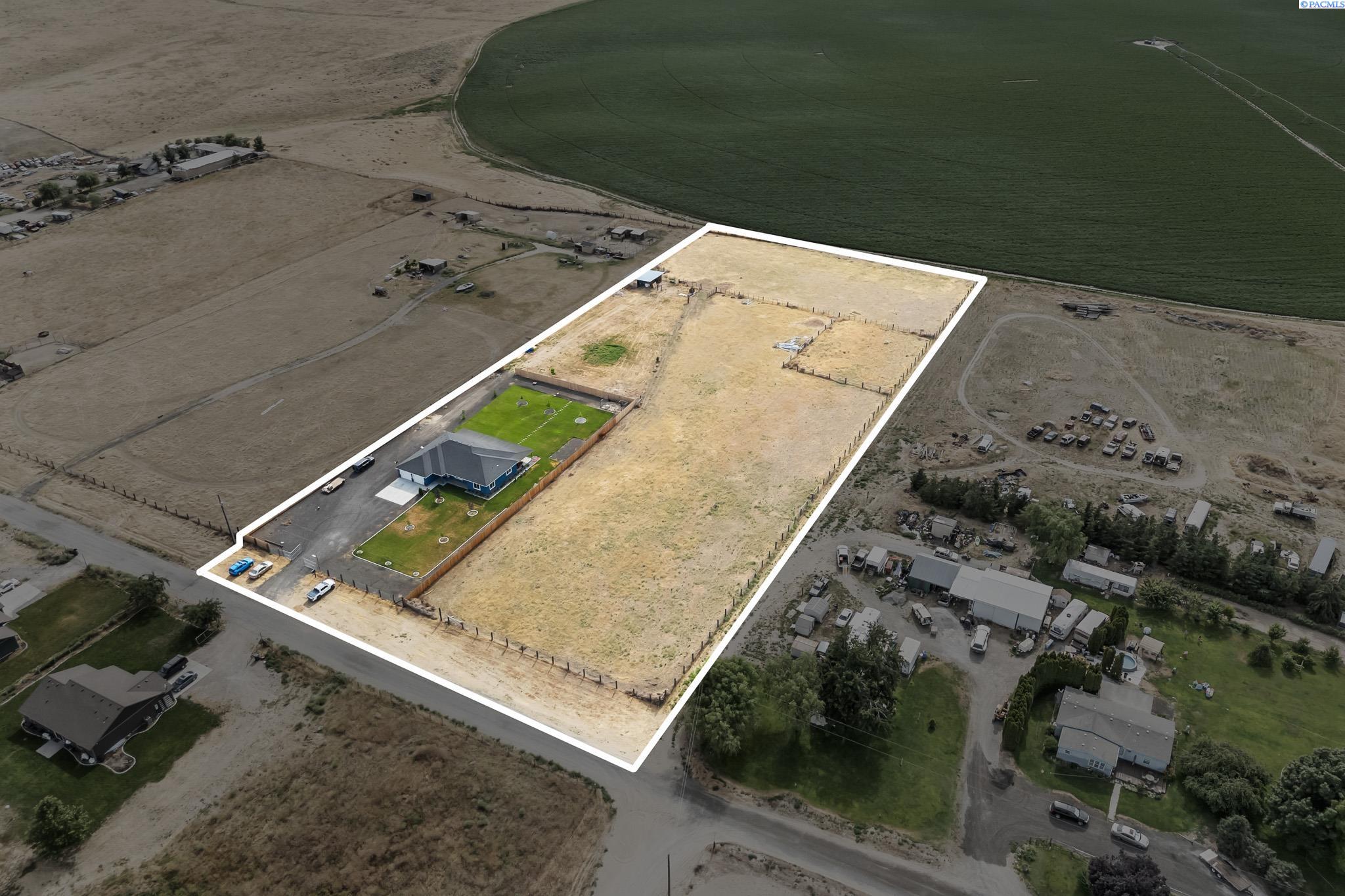 Homes for sale in Pasco, WA | 280 Jake Rd, Pasco, WA 99301 | MLS# 285208