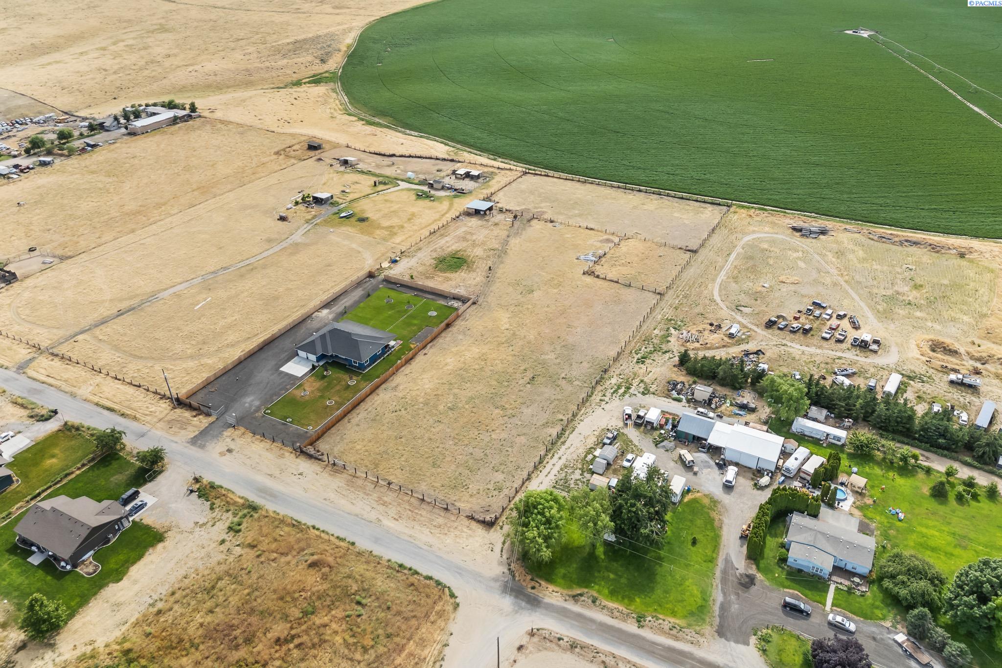 Homes for sale in Pasco, WA | 280 Jake Rd, Pasco, WA 99301 | MLS# 285208