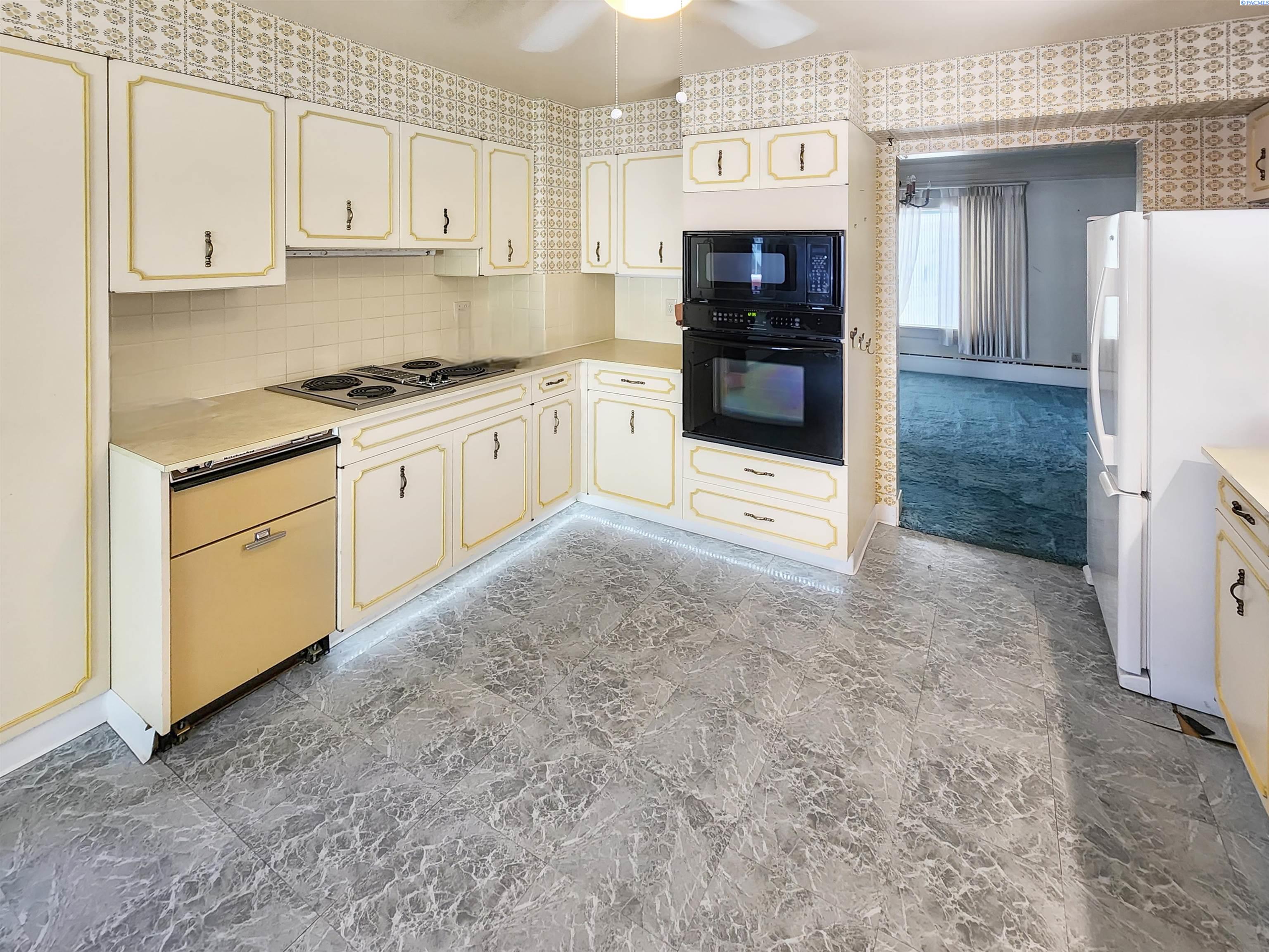 Homes for sale in Colfax, WA | 206 S West St, Colfax, WA 99111 | MLS# 285298