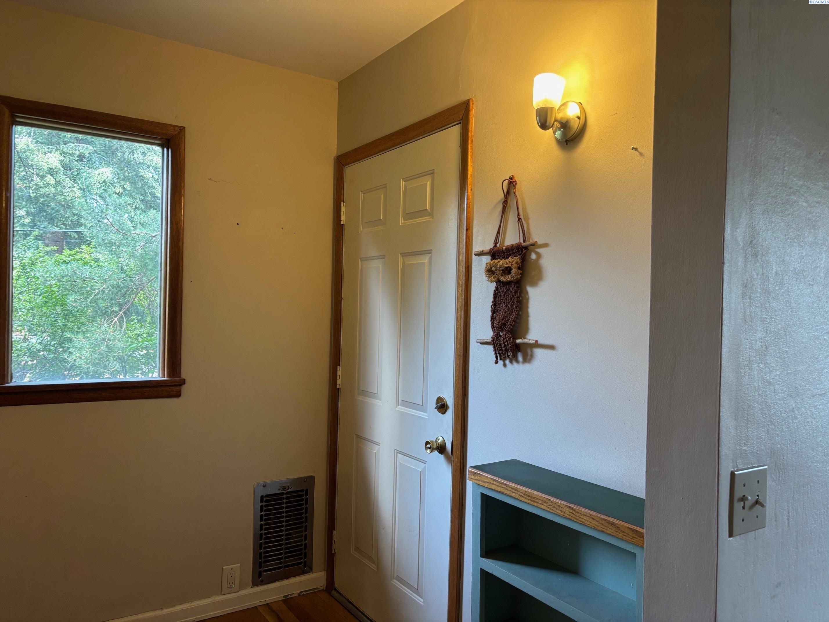 Homes for sale in Pullman, WA | 430 Se Kamiaken St, Pullman, WA 99163 | MLS# 285313