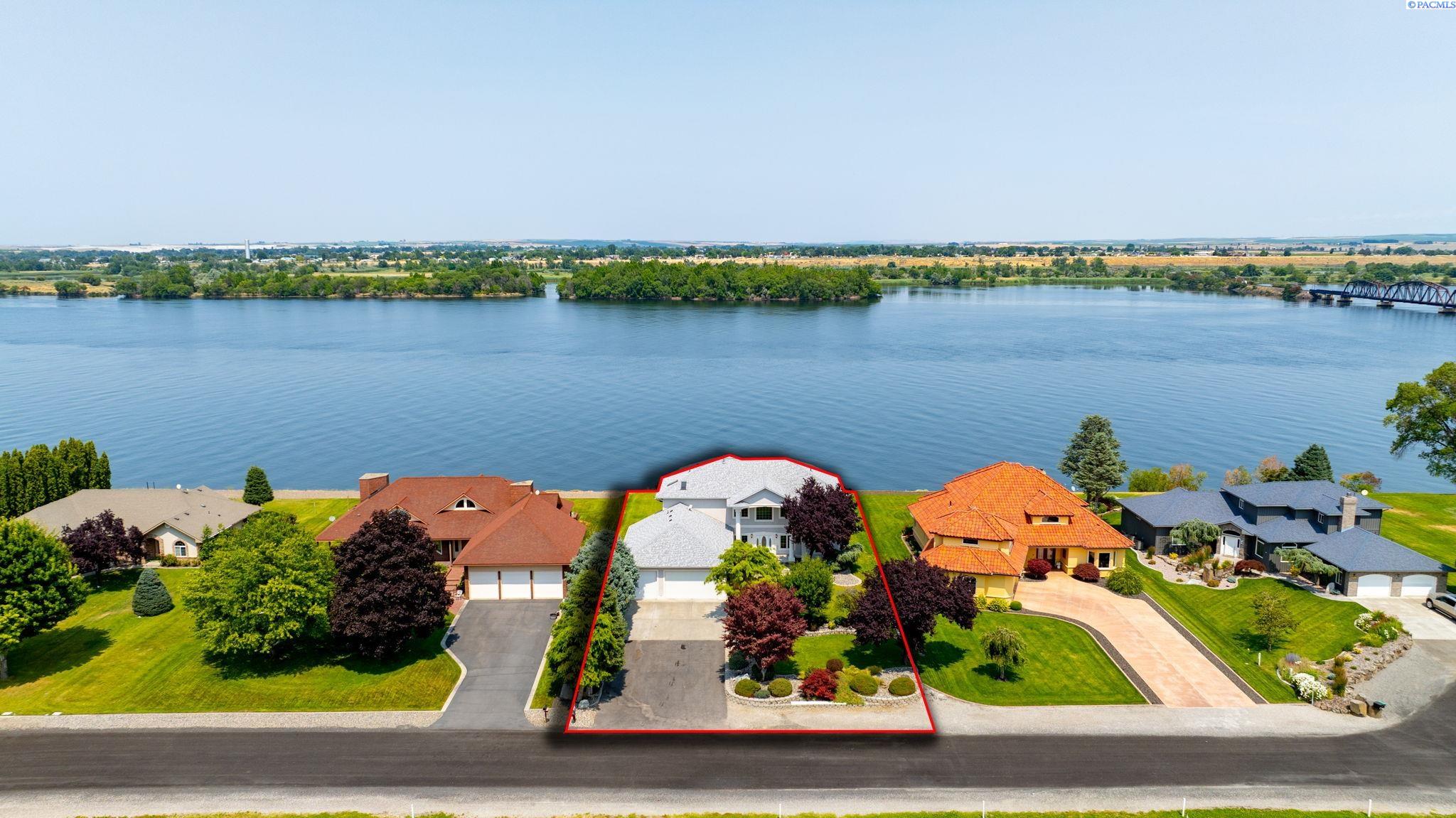 Homes for sale in Kennewick, WA | 226102 E Donelson Rd, Kennewick, WA 99337 | MLS# 285319