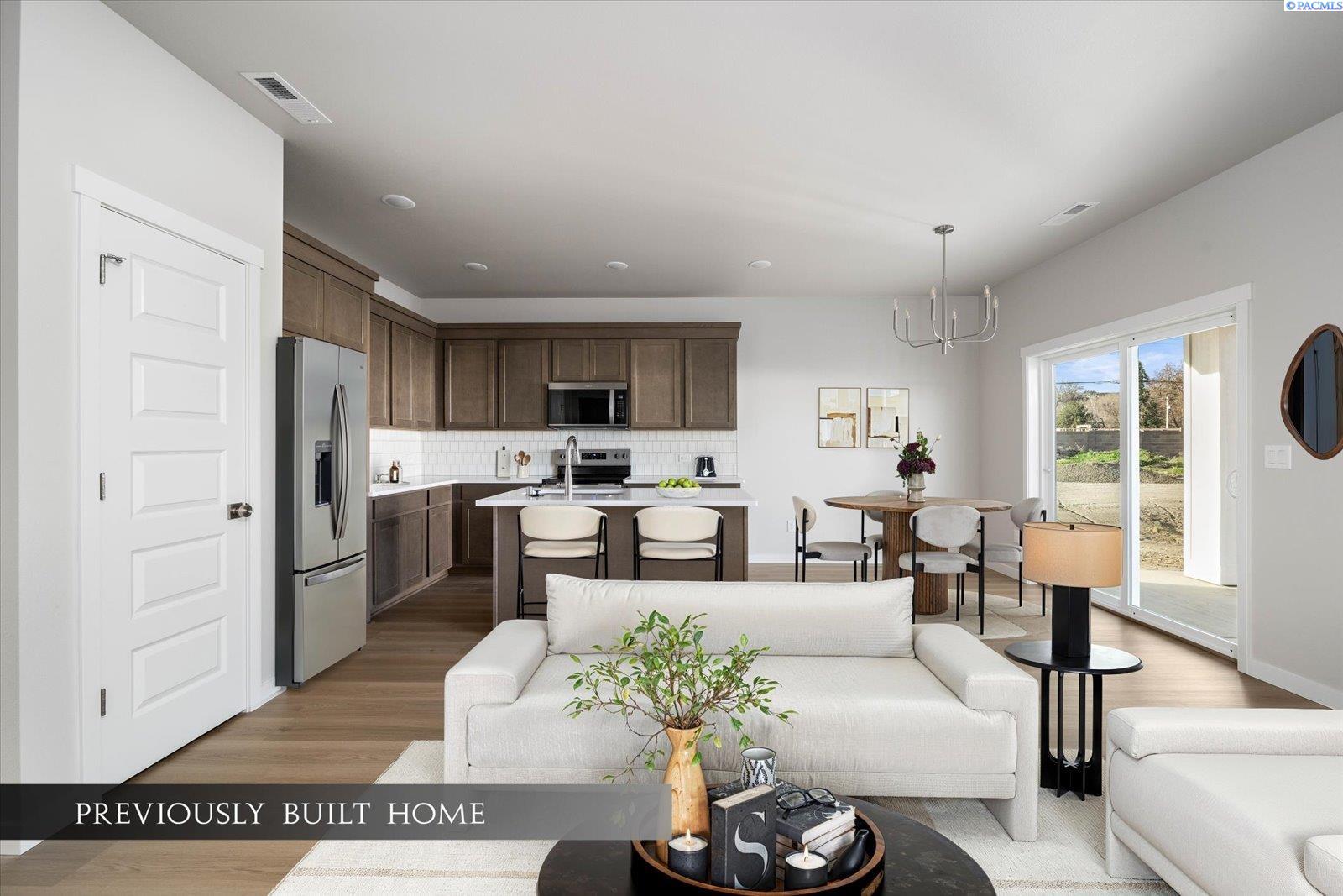 Homes for sale in Kennewick, WA | 2624 S Beech Street, Kennewick, WA 99337 | MLS# 285472