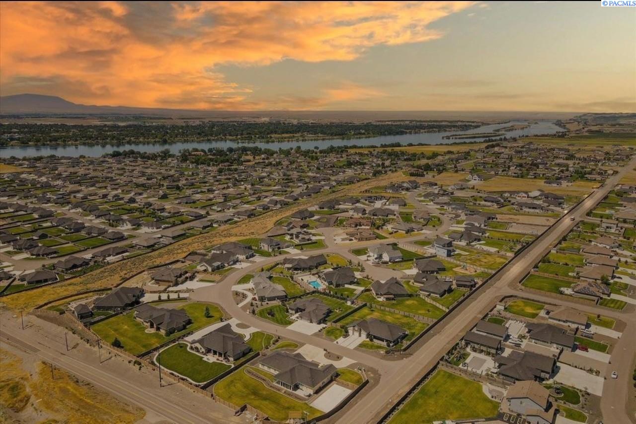 Homes for sale in Pasco, WA | 7020 (Lot 8) Eaglecrest Dr, Pasco, WA 99301 | MLS# 285525