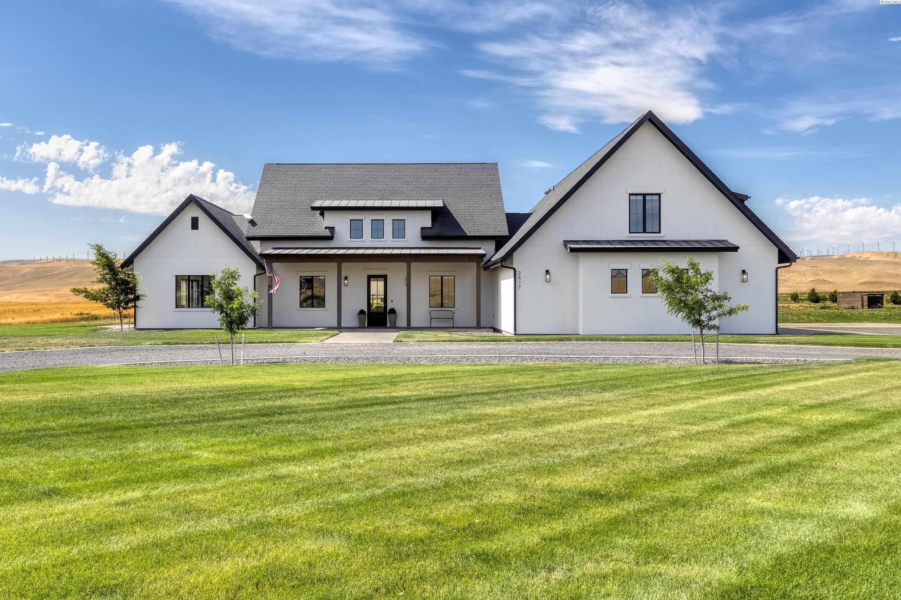 Homes for sale in Touchet, WA | 2617 Byrnes Rd, Touchet, WA 99360 | MLS# 285697