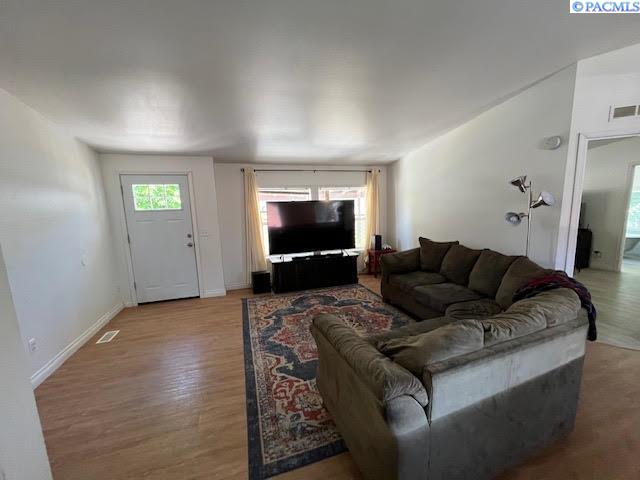 Homes for sale in Richland, WA | 132 Windhaven Ln, Richland, WA 99352 | MLS# 285698