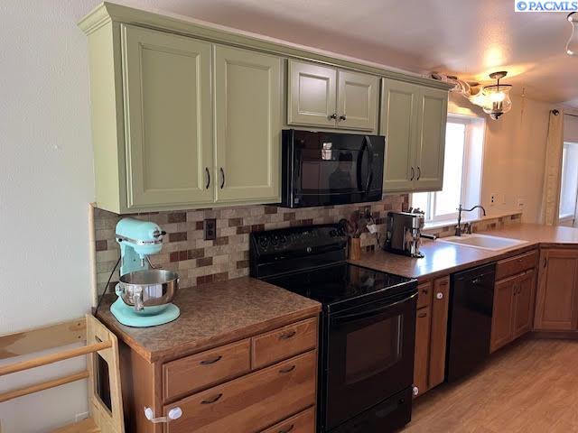 Homes for sale in Richland, WA | 132 Windhaven Ln, Richland, WA 99352 | MLS# 285698