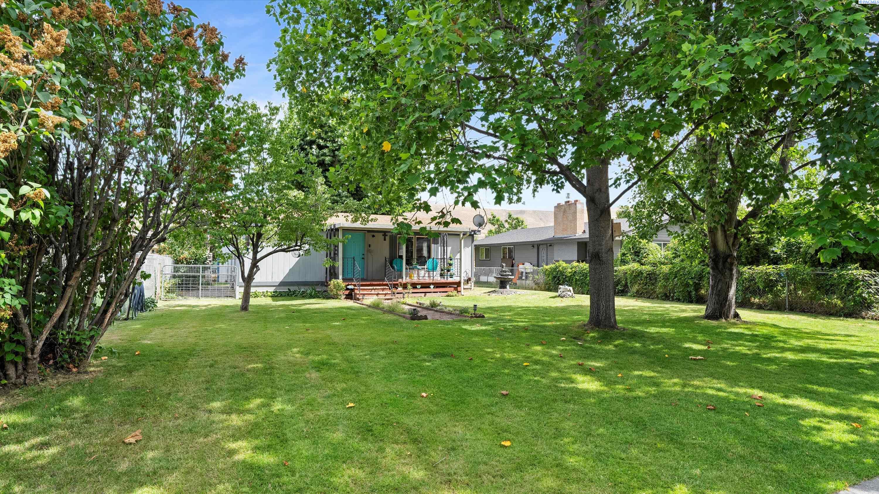 Homes for sale in Prosser, WA | 1011 Sherman Ave, Prosser, WA 99350 | MLS# 285708