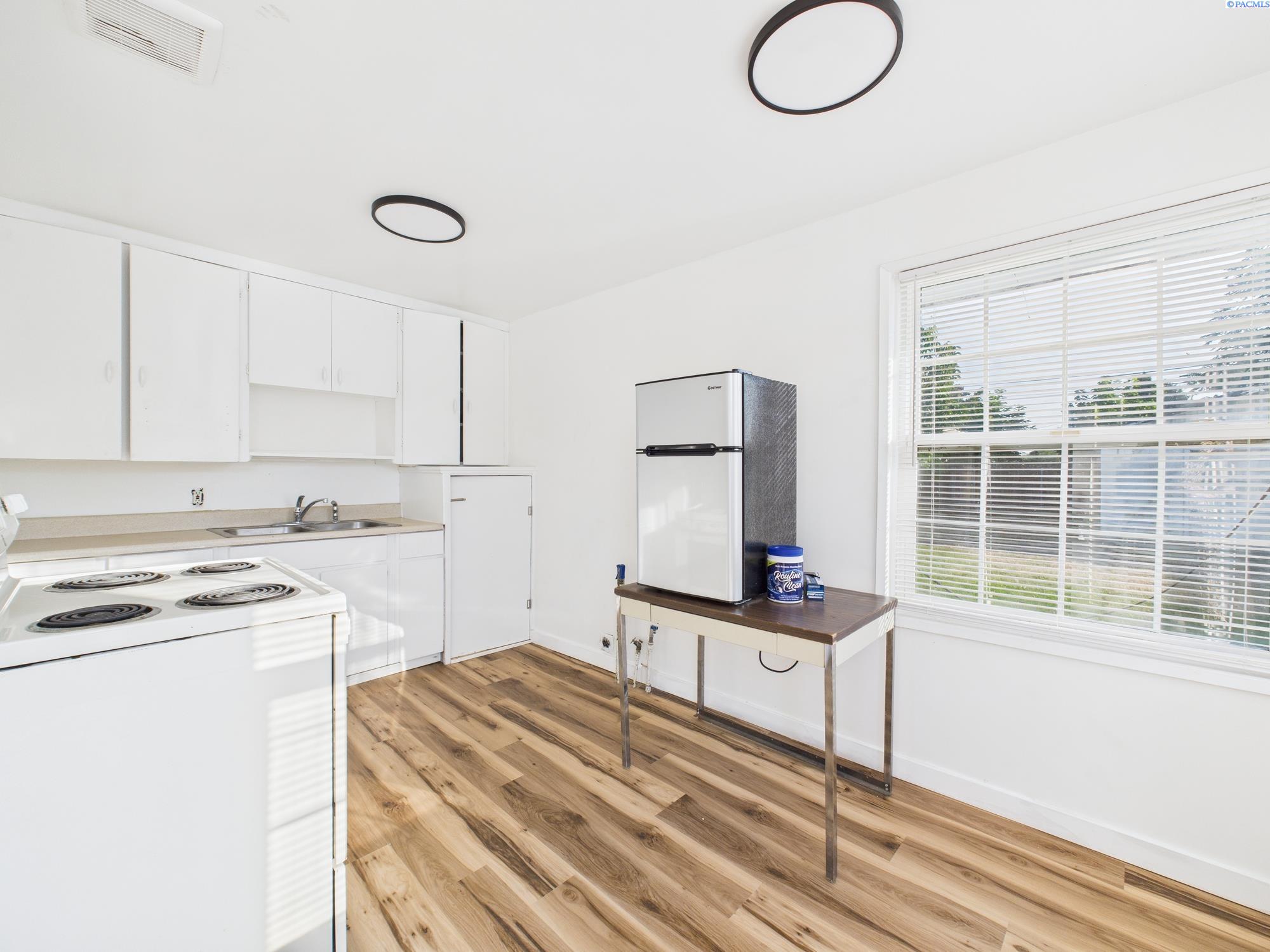 Homes for sale in Toppenish, WA | 914 Madison Ave, Toppenish, WA 98948 | MLS# 285799