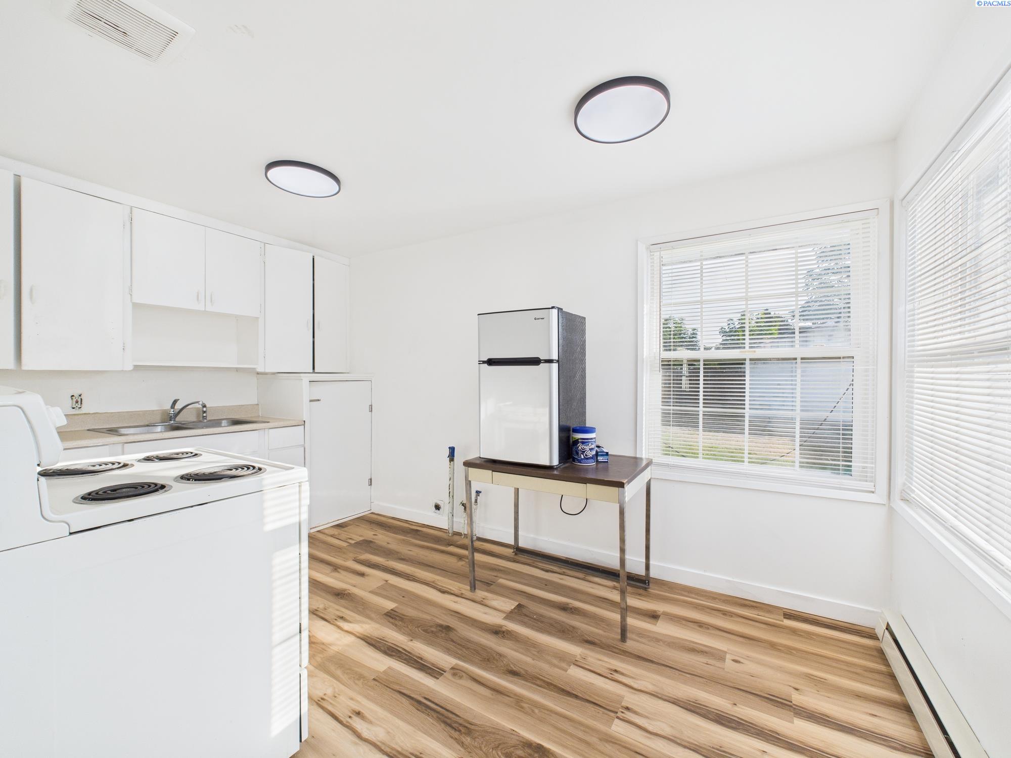 Homes for sale in Toppenish, WA | 914 Madison Ave, Toppenish, WA 98948 | MLS# 285799