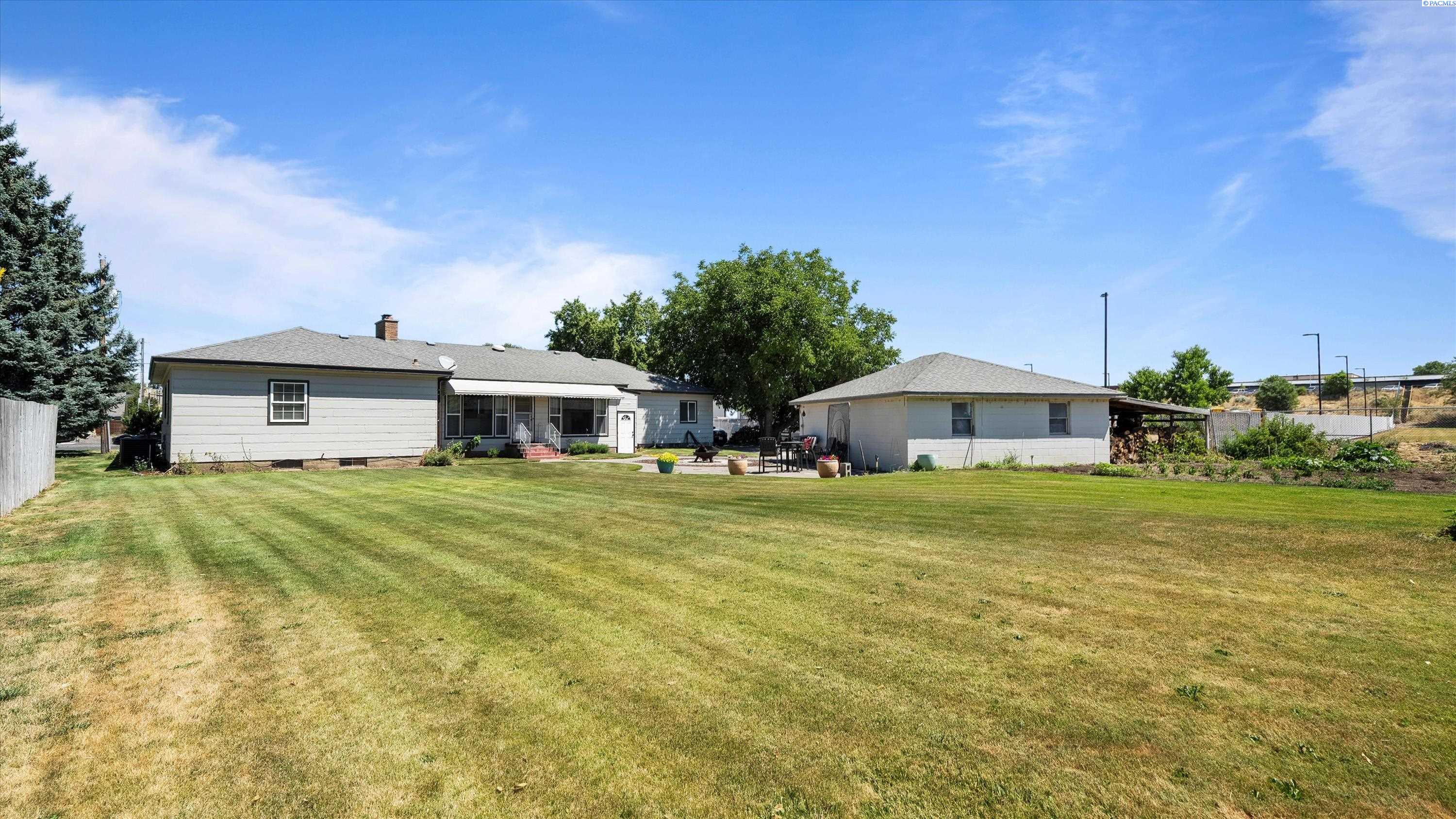 Homes for sale in Connell, WA | 353 E Borah St, Connell, WA 99326 | MLS# 285932