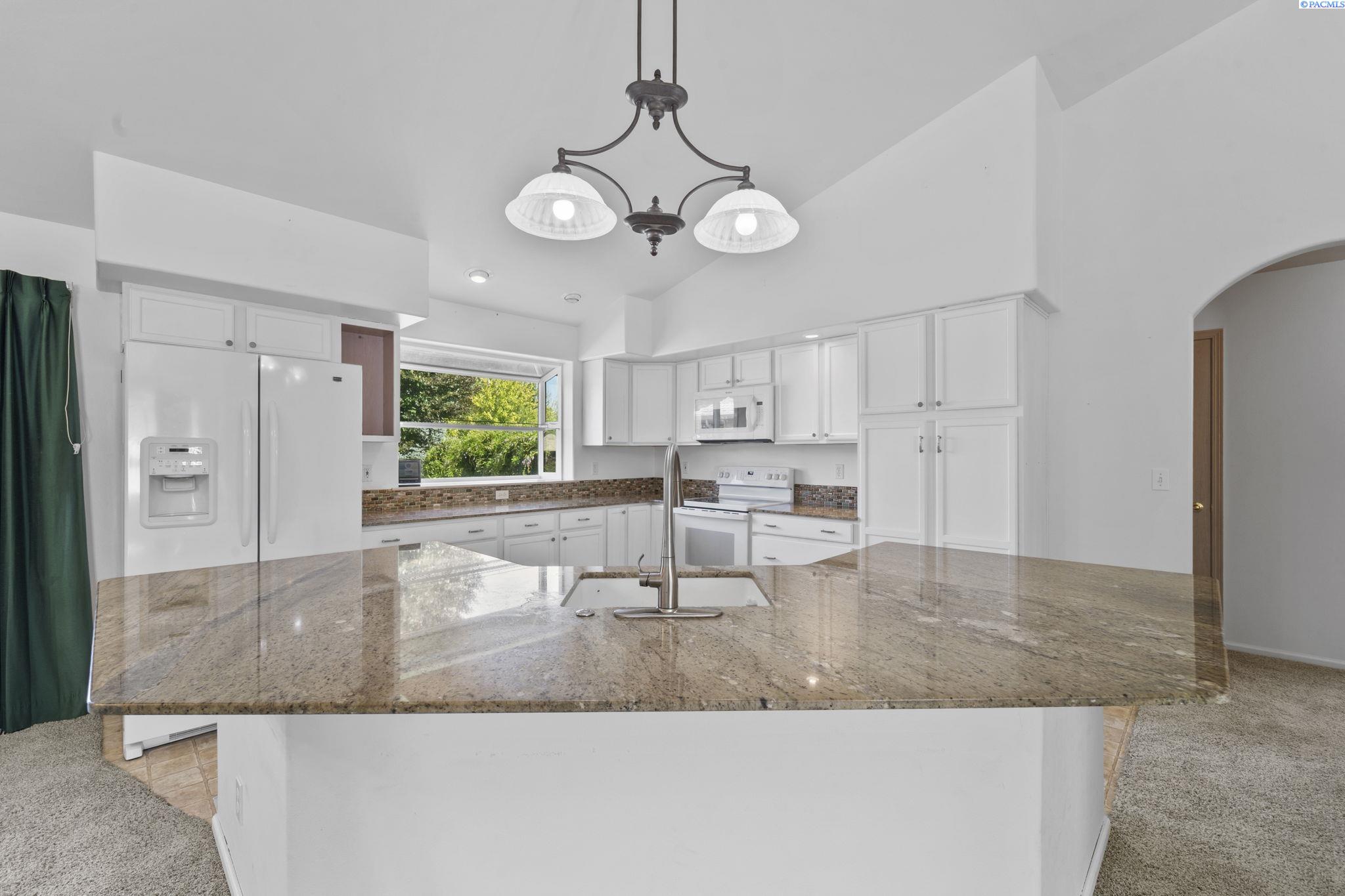 Homes for sale in West Richland, WA | 2004 Scottland Ct, West Richland, WA 99353 | MLS# 285935