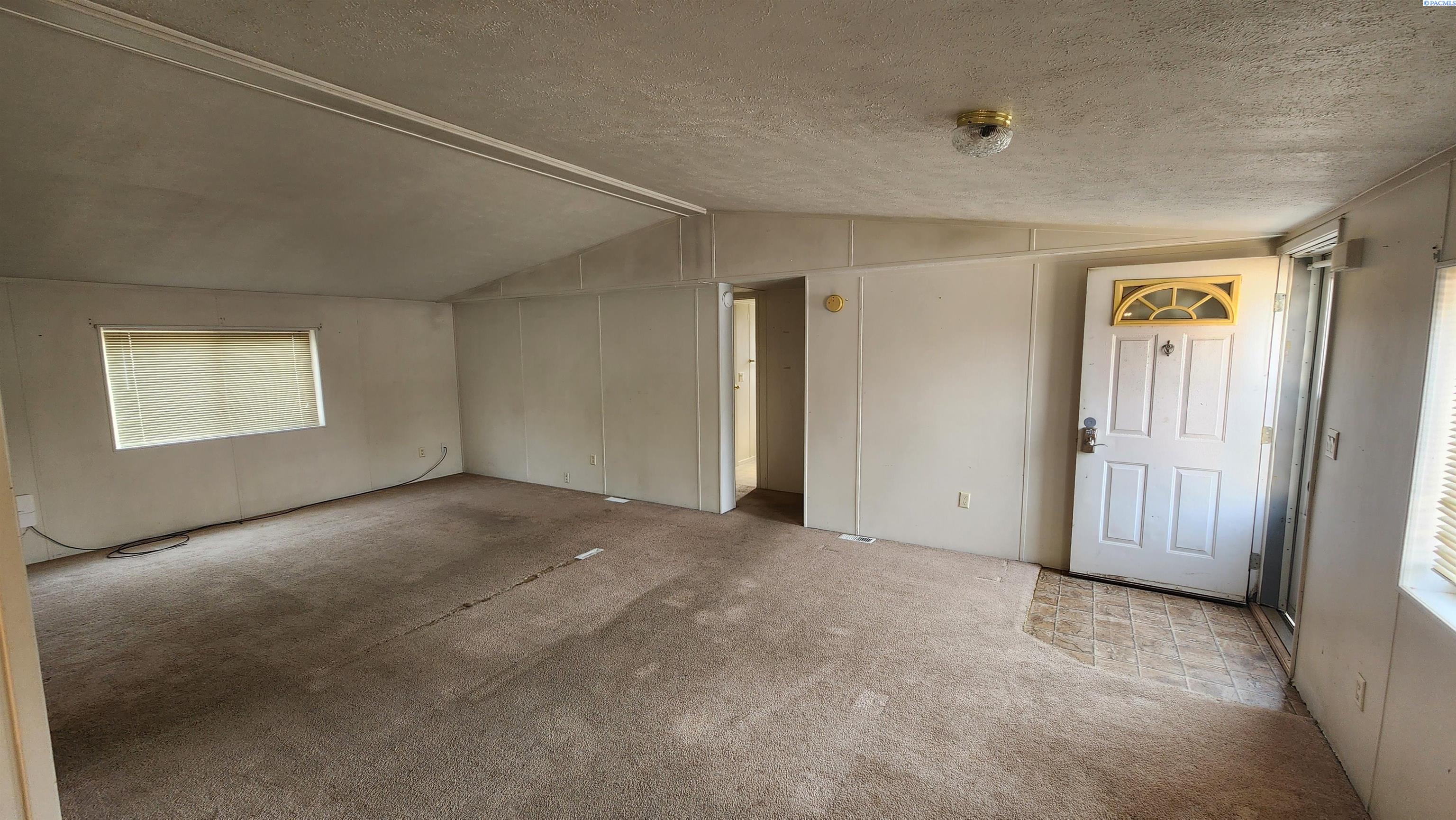 Homes for sale in Pullman, WA | 260 Nw Golden Hills, Pullman, WA 99163 | MLS# 286039