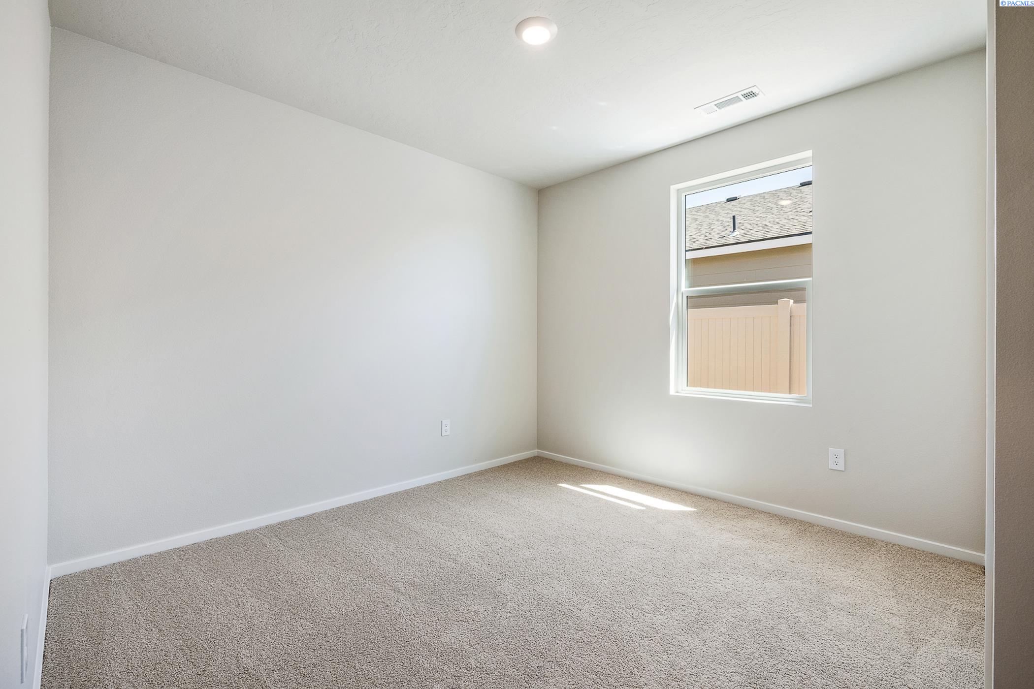 Homes for sale in Pasco, WA | 6109 Road 112, Pasco, WA 99301 | MLS# 286064