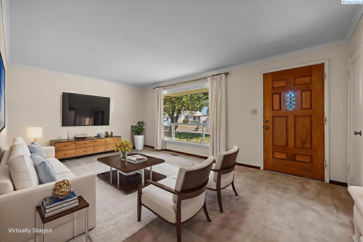 Homes for sale in Kennewick, WA | 806 S Fruitland, Kennewick, WA 99336 | MLS# 286185