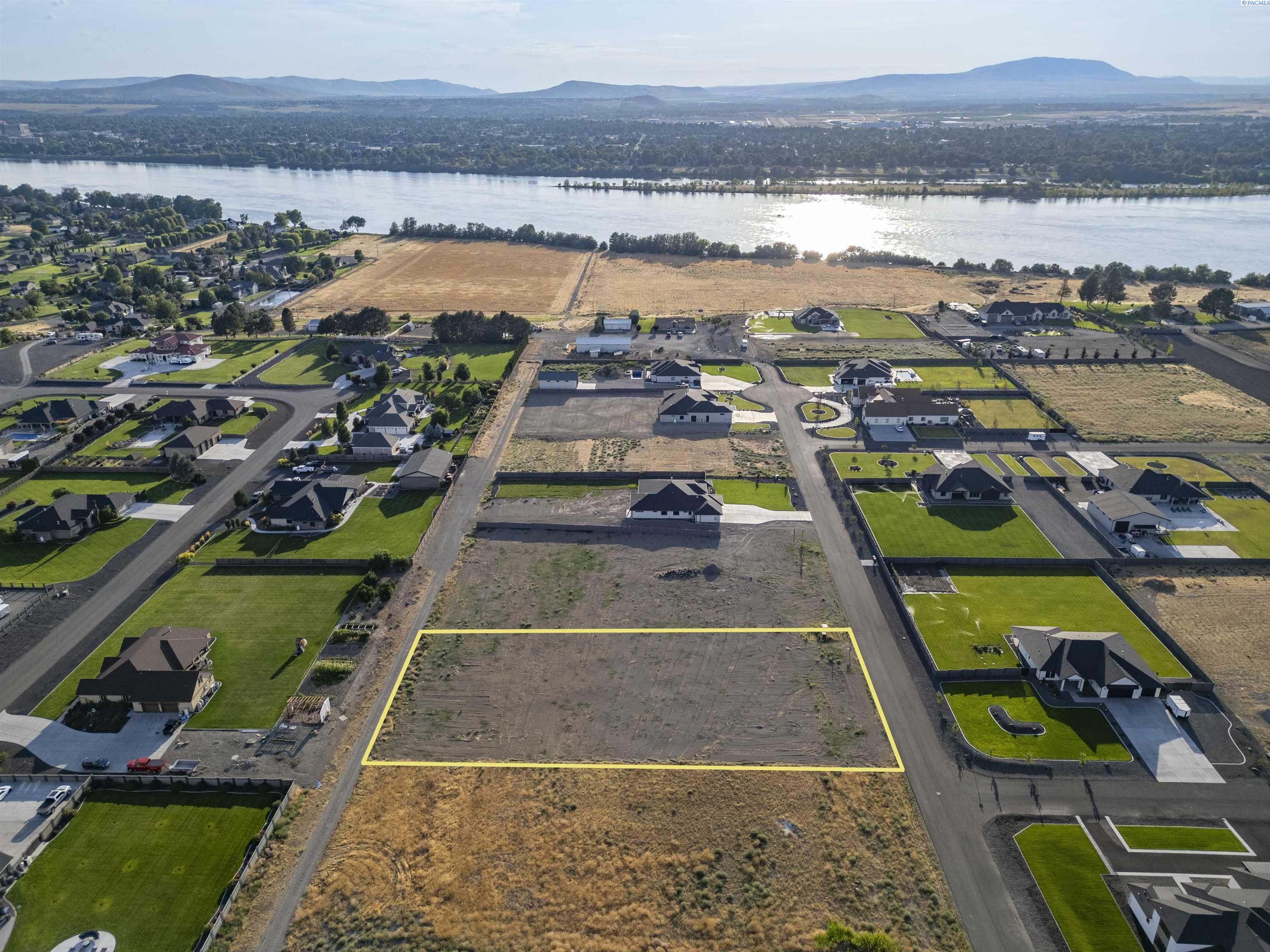 Homes for sale in Pasco, WA | 11702 Cordon Crest Court, Pasco, WA 99301 | MLS# 286322