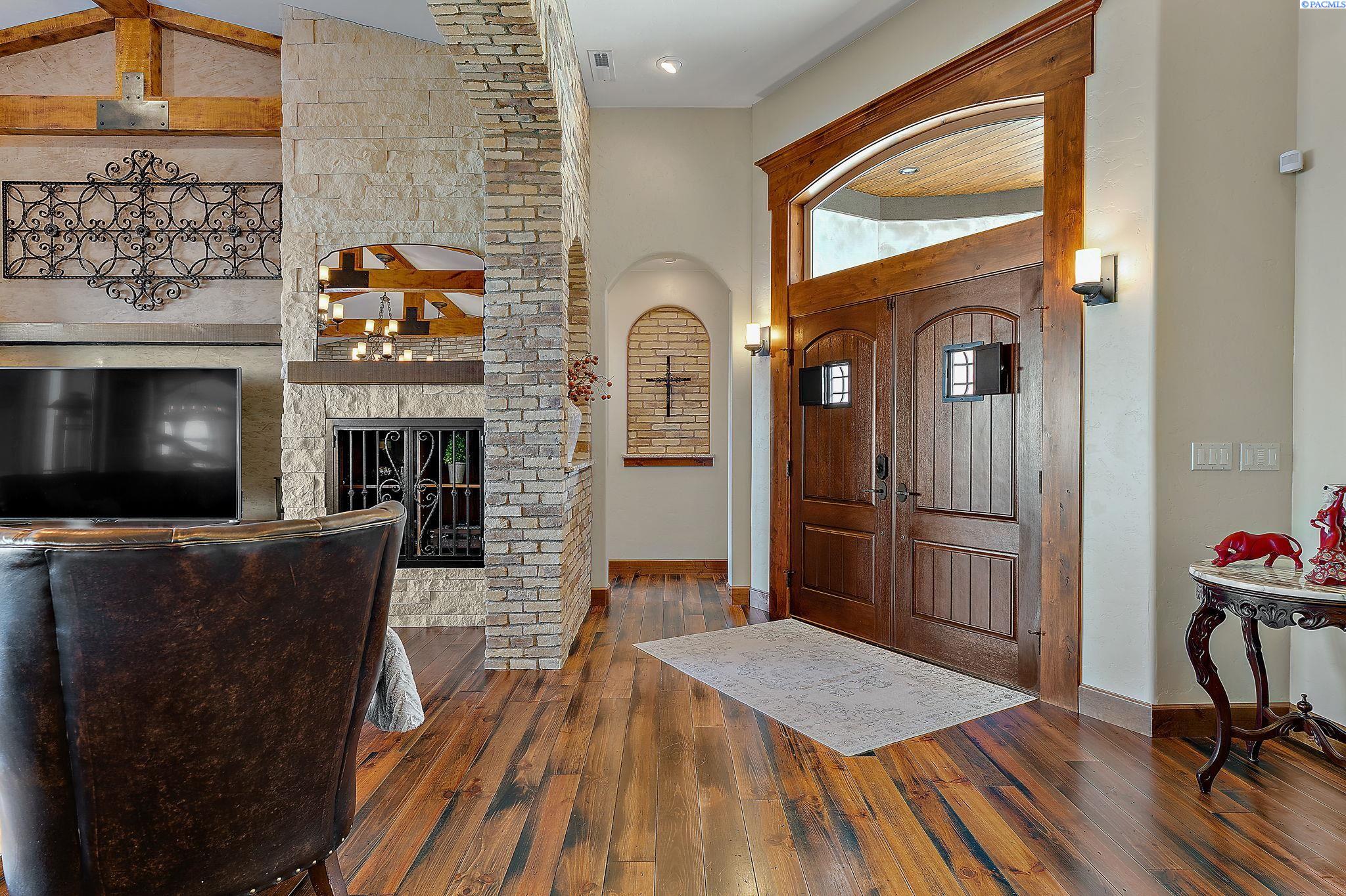 Homes for sale in Richland, WA | 1953 Gala Way, Richland, WA 99352 | MLS# 286339