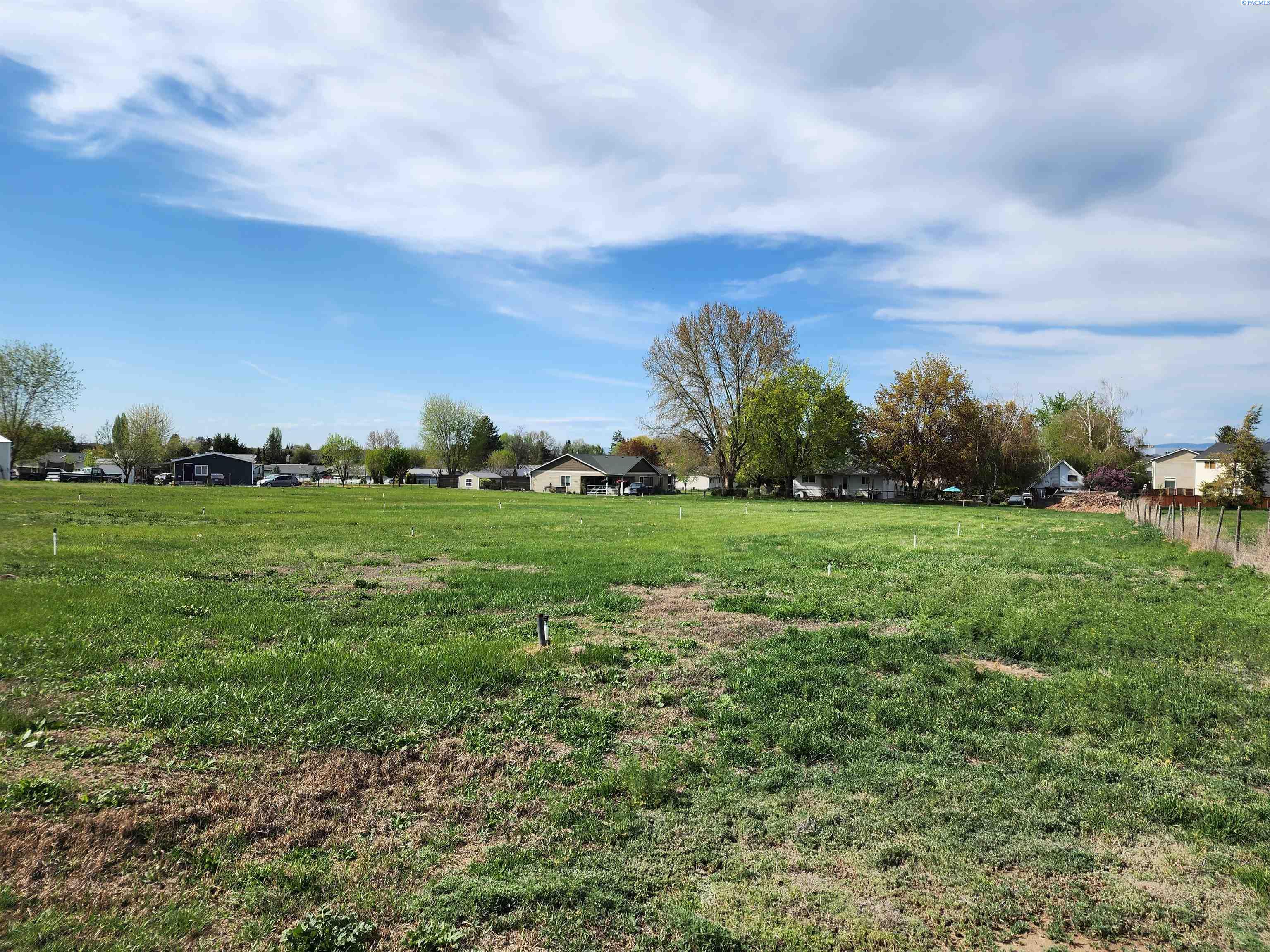 Homes for sale in Grandview, WA | Nka W King St Lot B, Grandview, WA 98930 | MLS# 286768